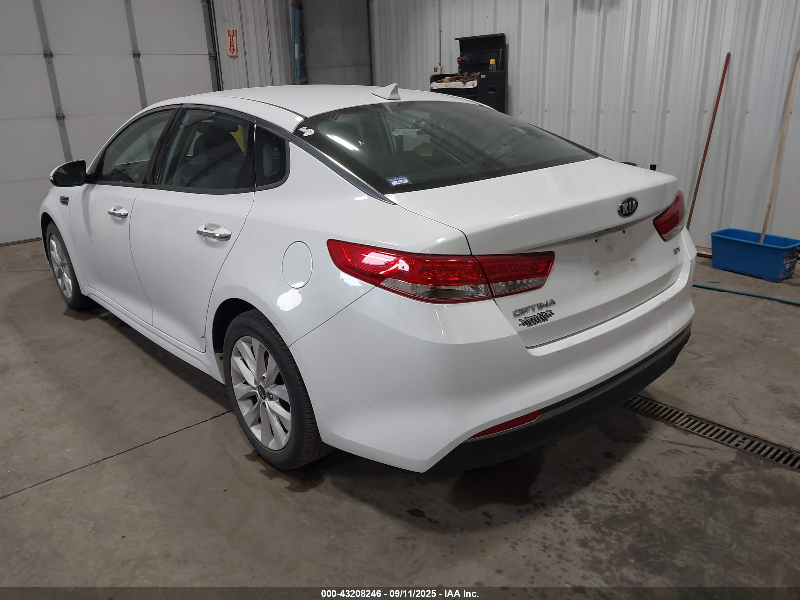 KIA OPTIMA image 3