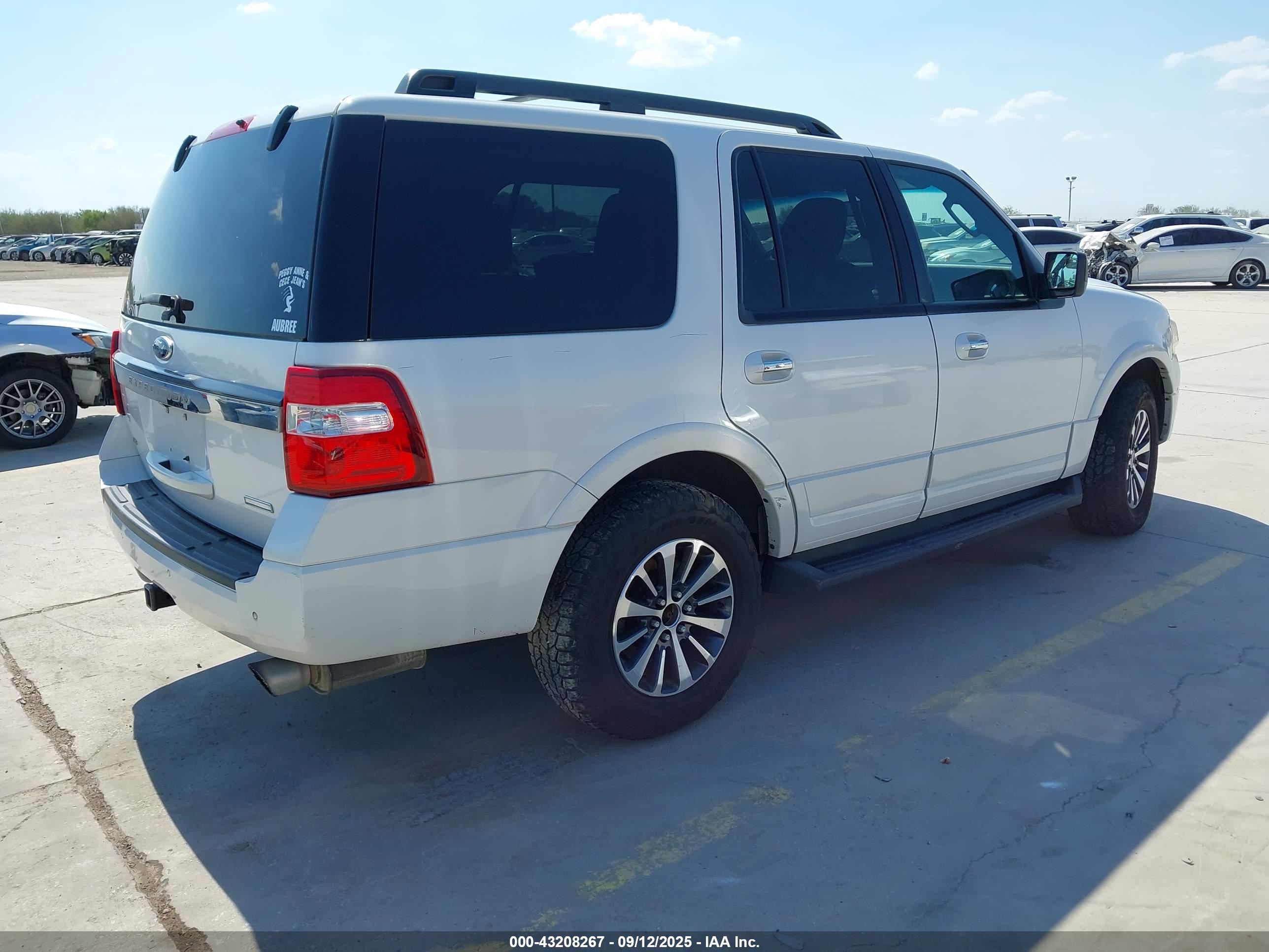 FORD EXPEDITION image 4