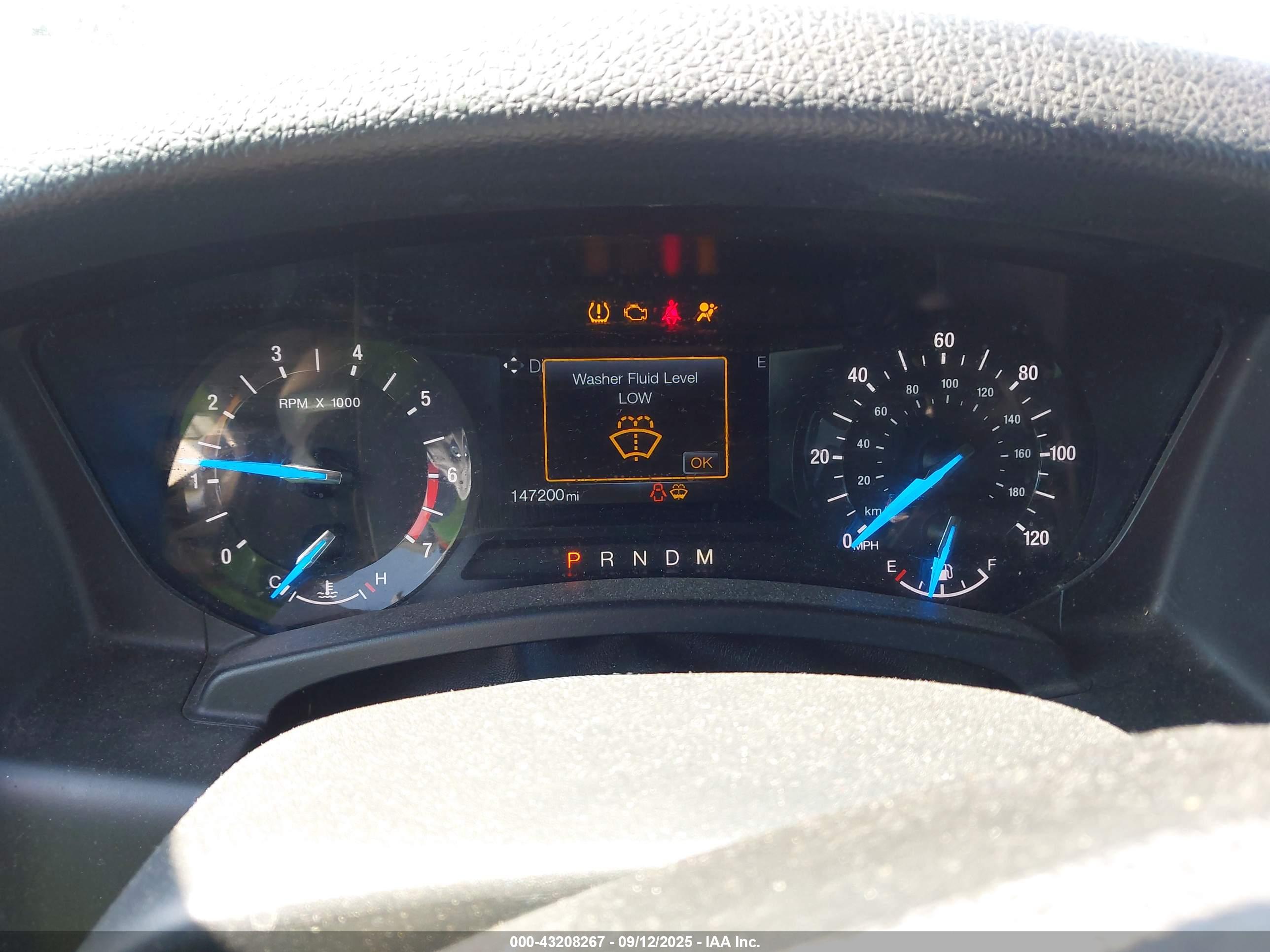 FORD EXPEDITION image 7