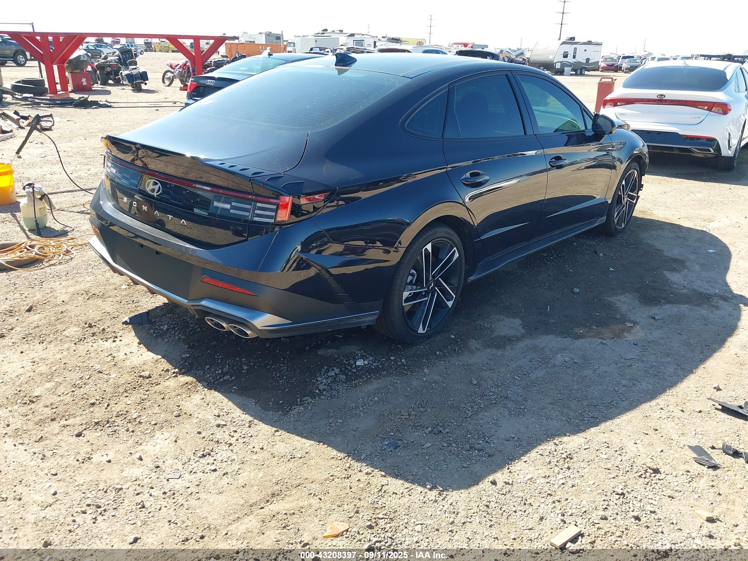 HYUNDAI SONATA image 4