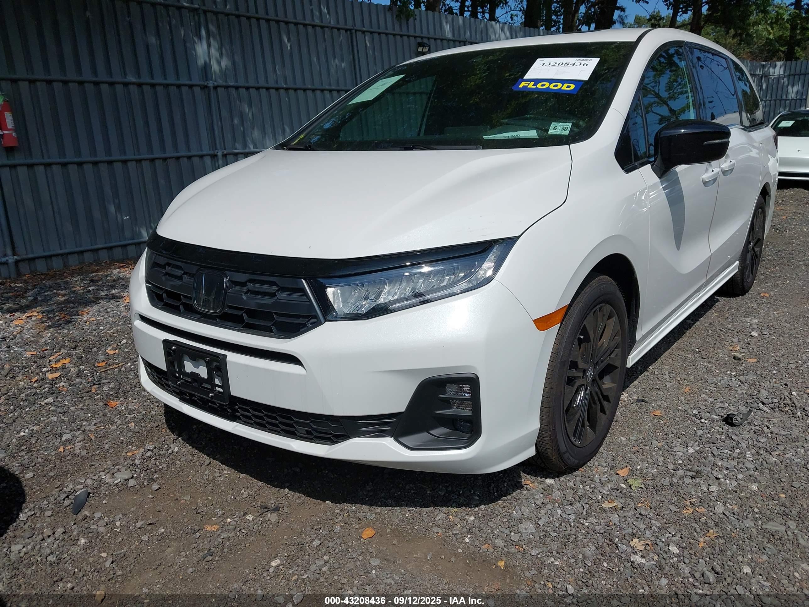 HONDA ODYSSEY image 2