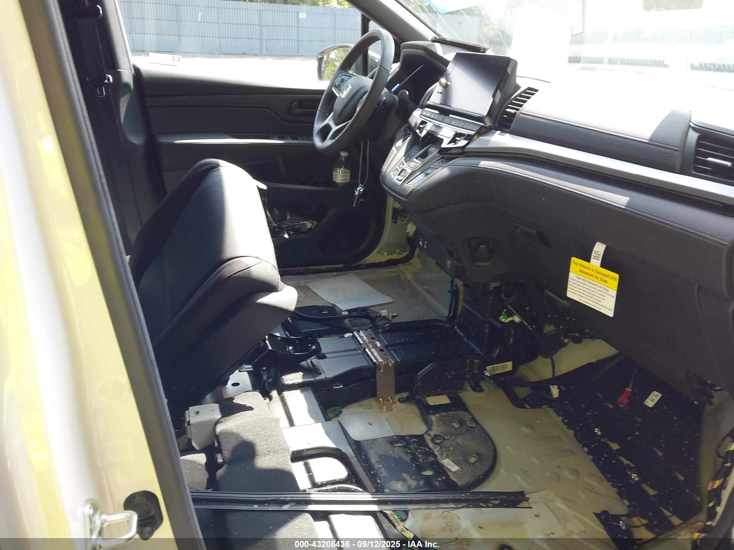 HONDA ODYSSEY image 5