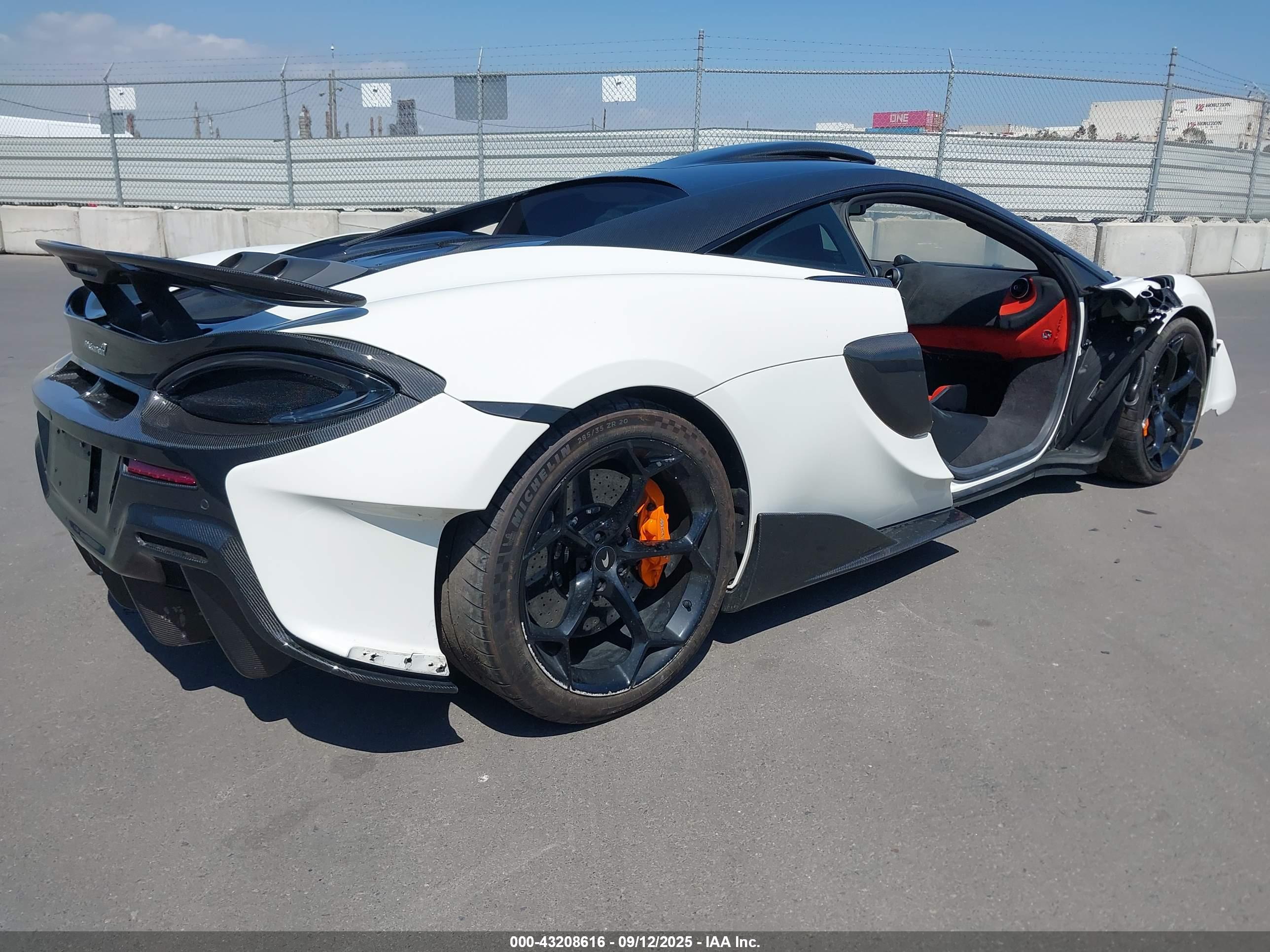 MCLAREN 600LT image 4