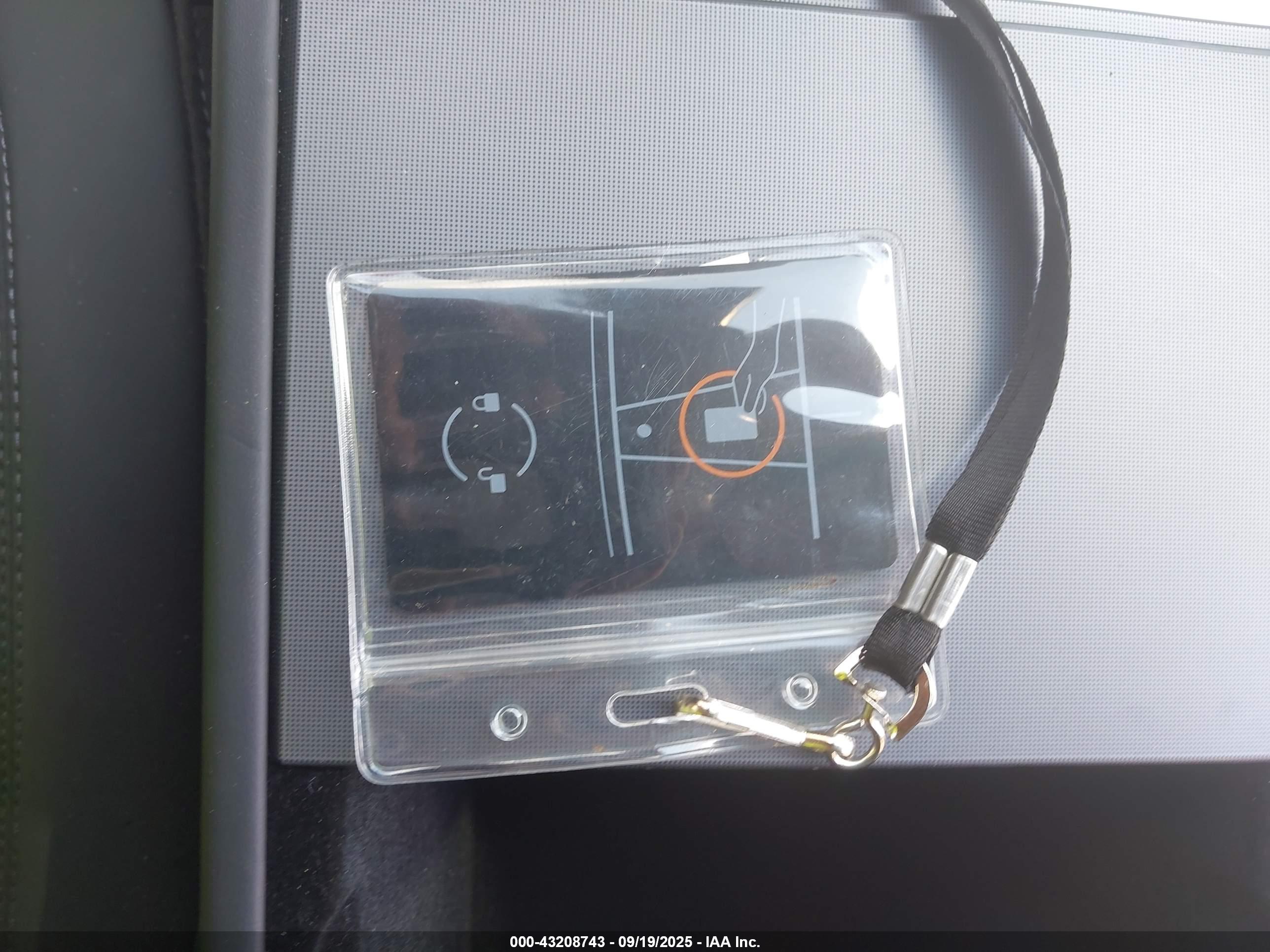 TESLA MODEL image 11