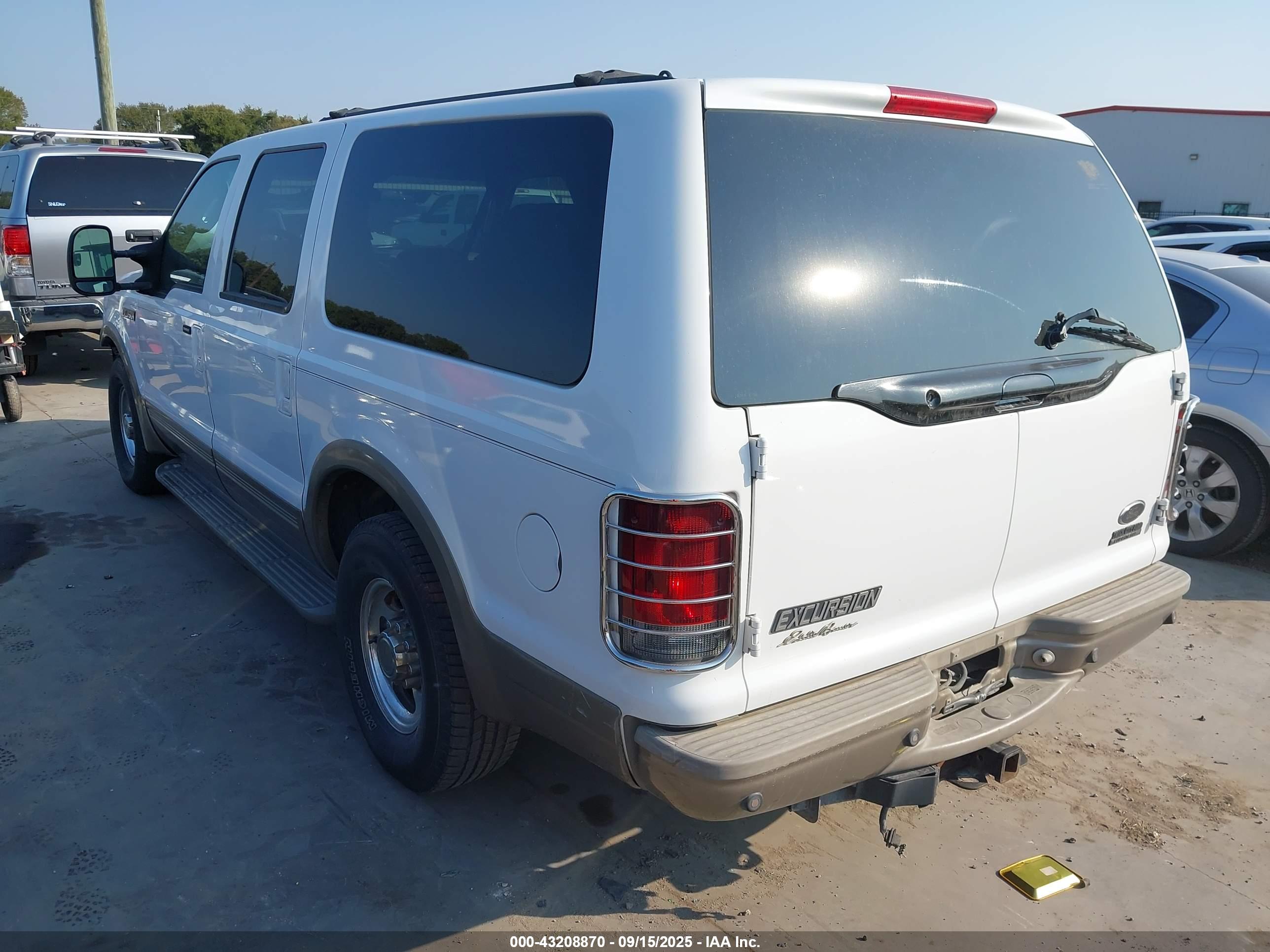 FORD EXCURSION image 3