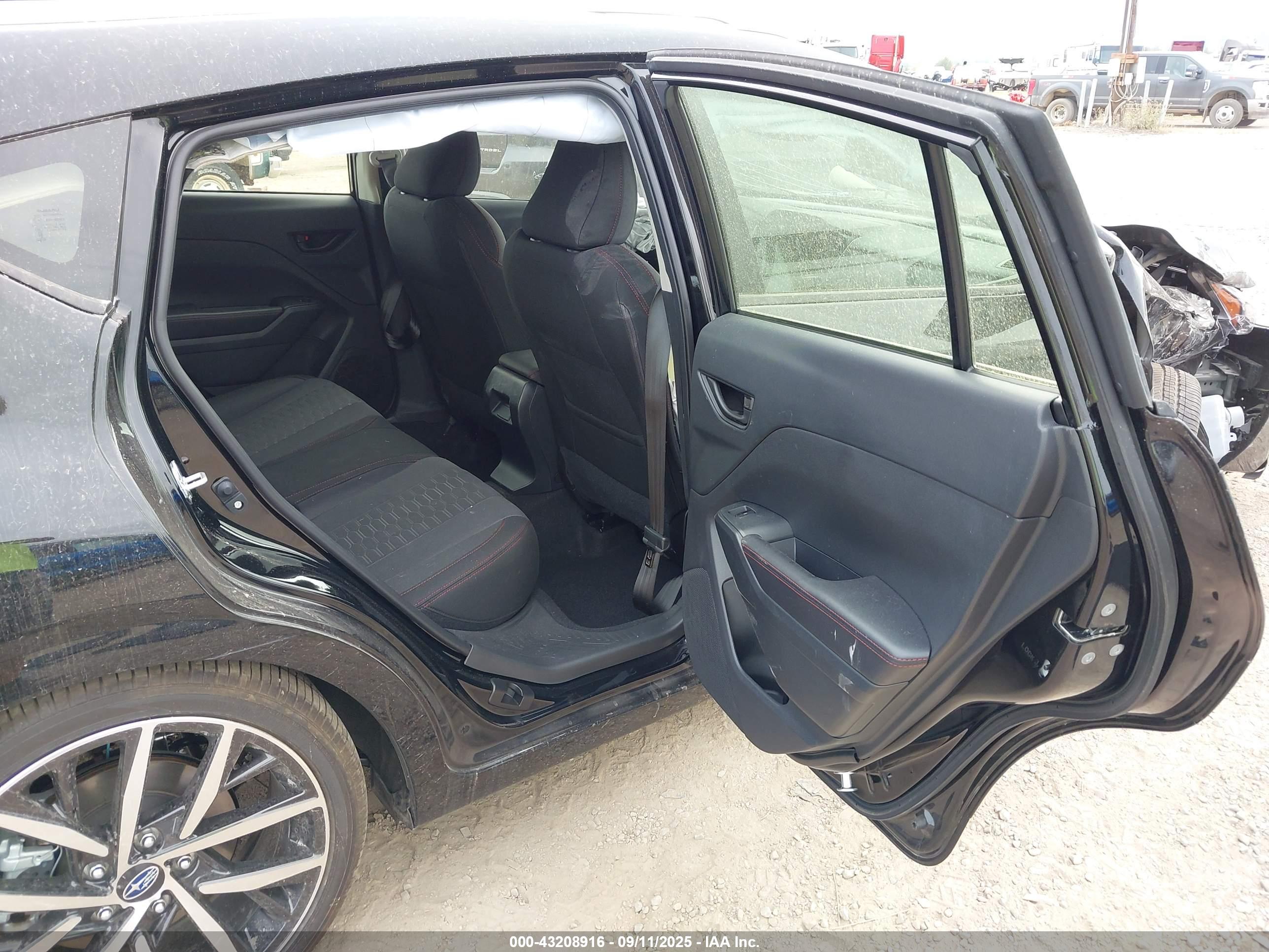 SUBARU IMPREZA image 8