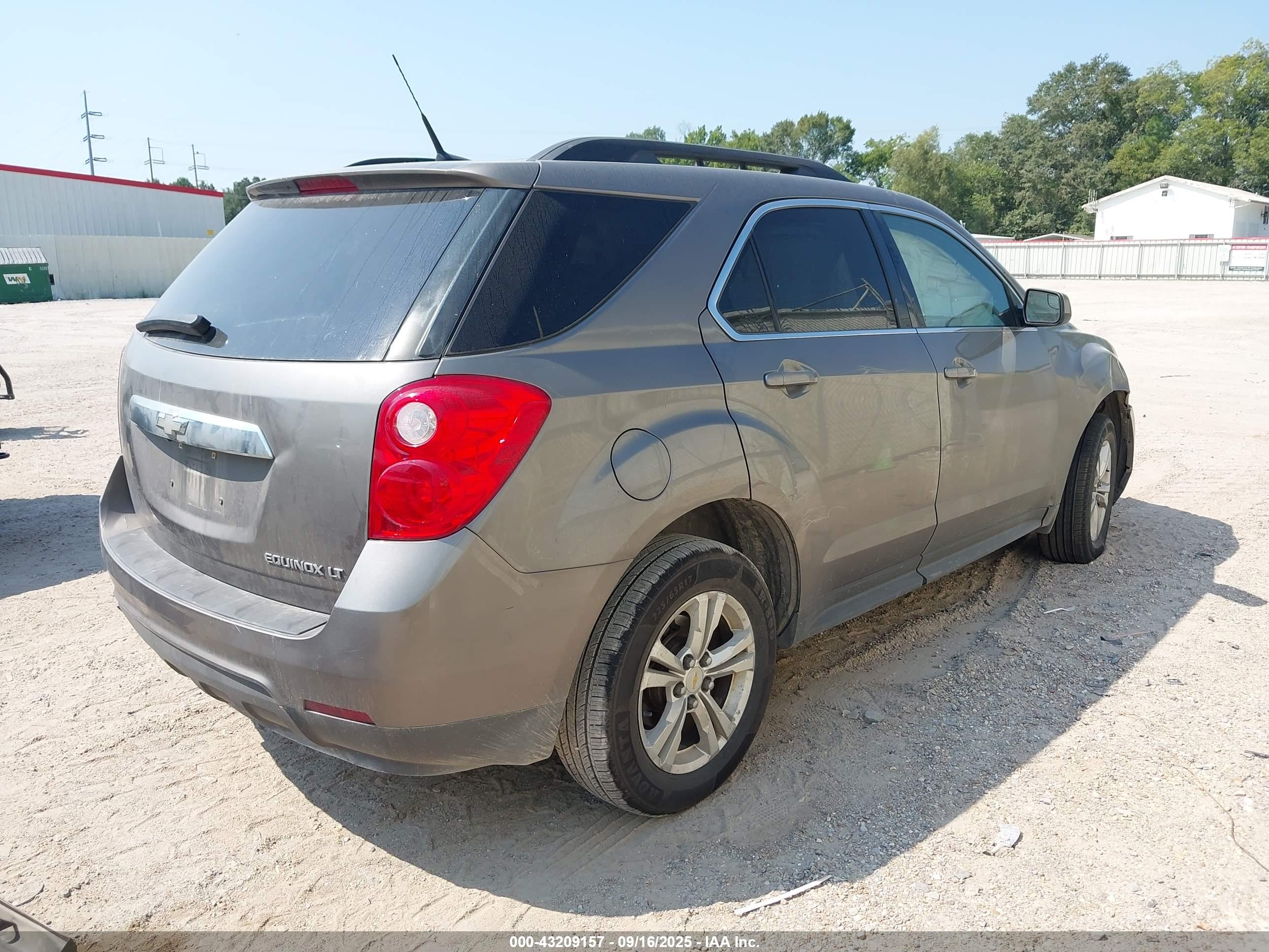 CHEVROLET EQUINOX image 4