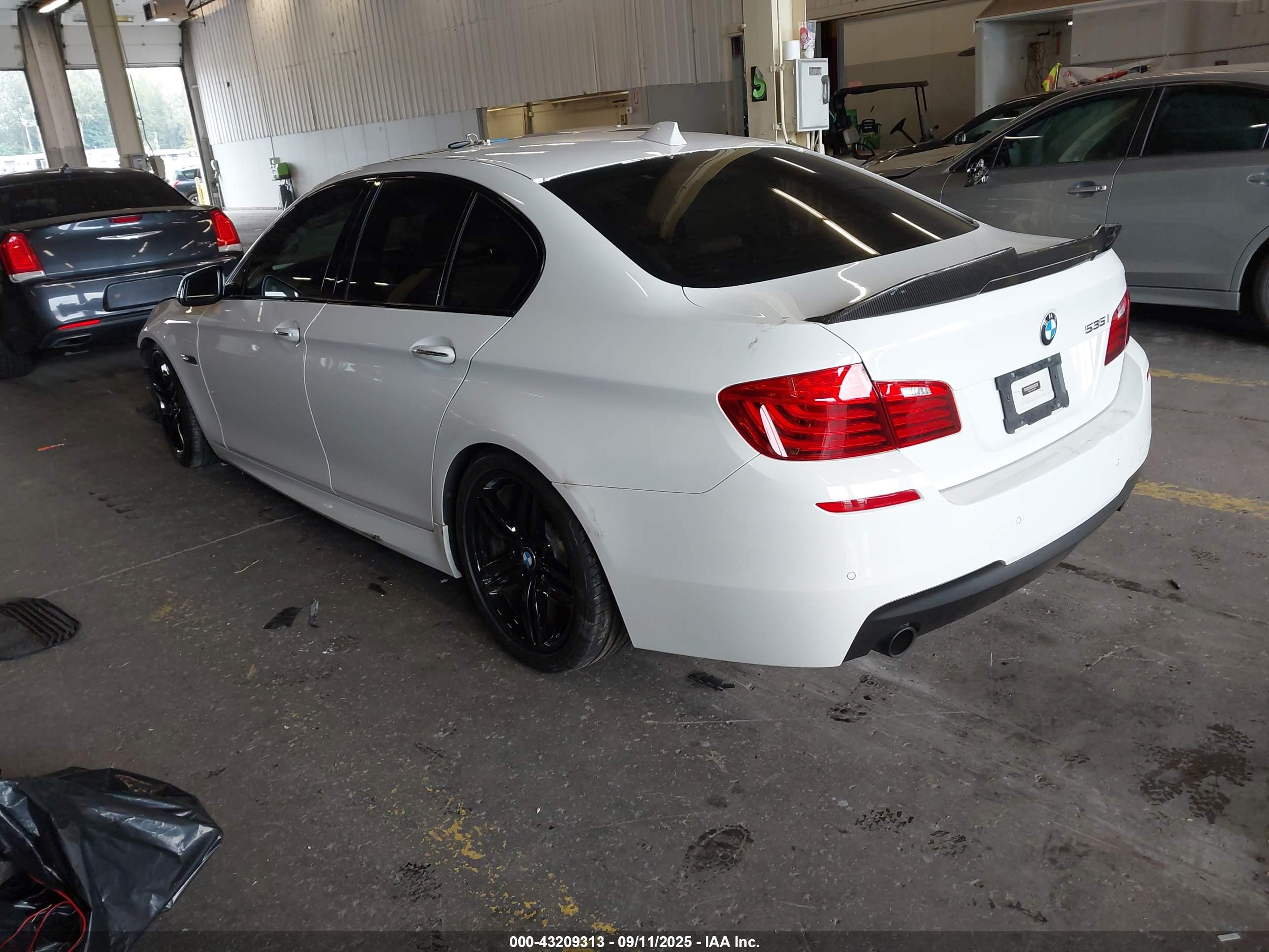 BMW 535I image 3