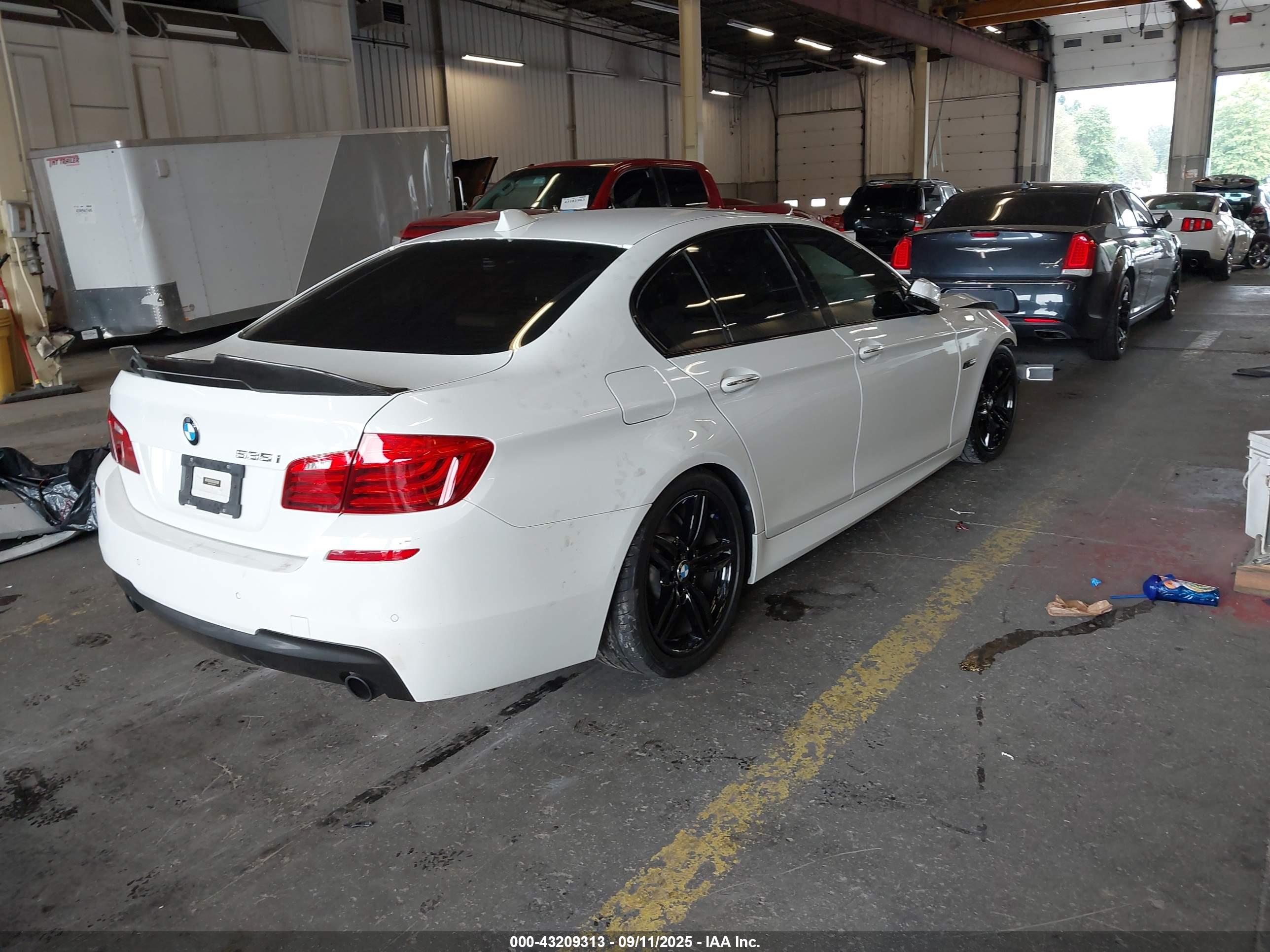 BMW 535I image 4