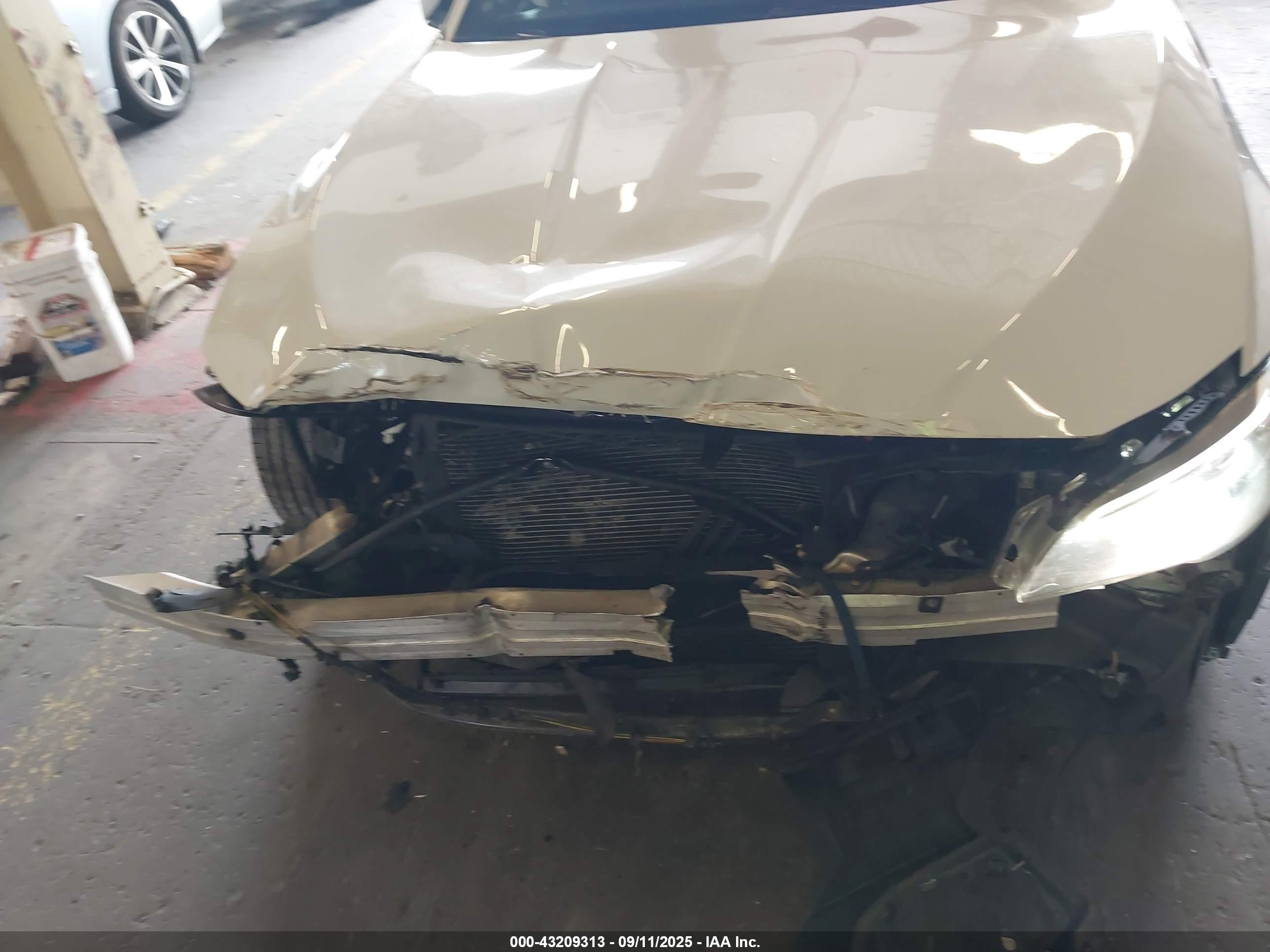 BMW 535I image 6