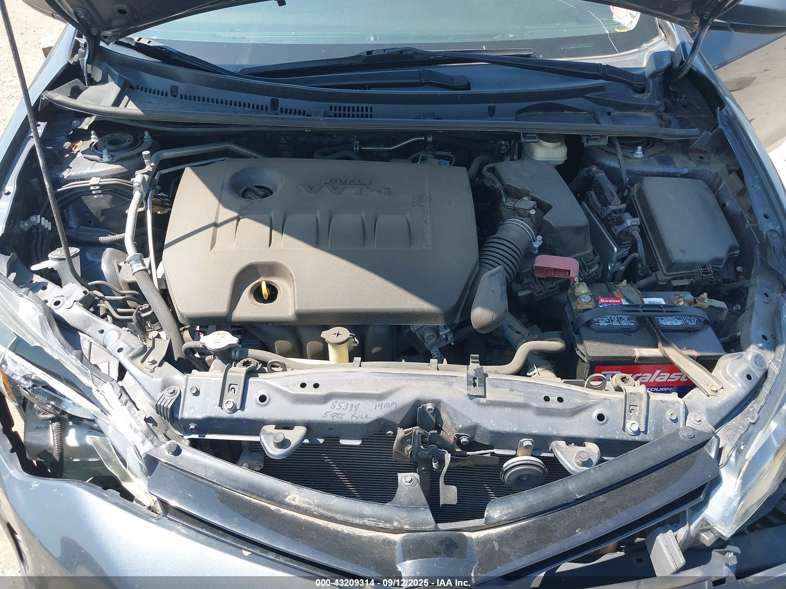 TOYOTA COROLLA image 10