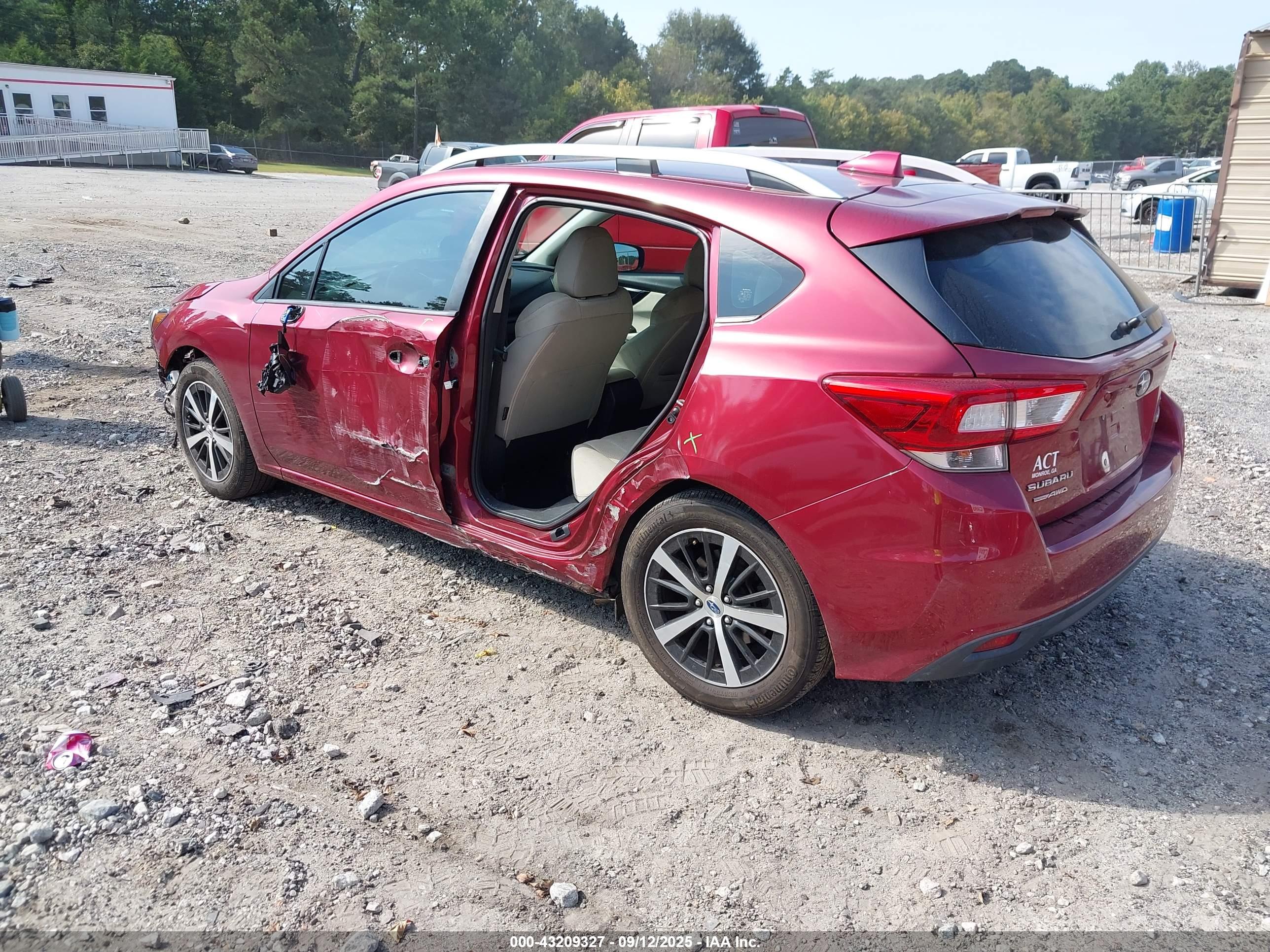 SUBARU IMPREZA image 3