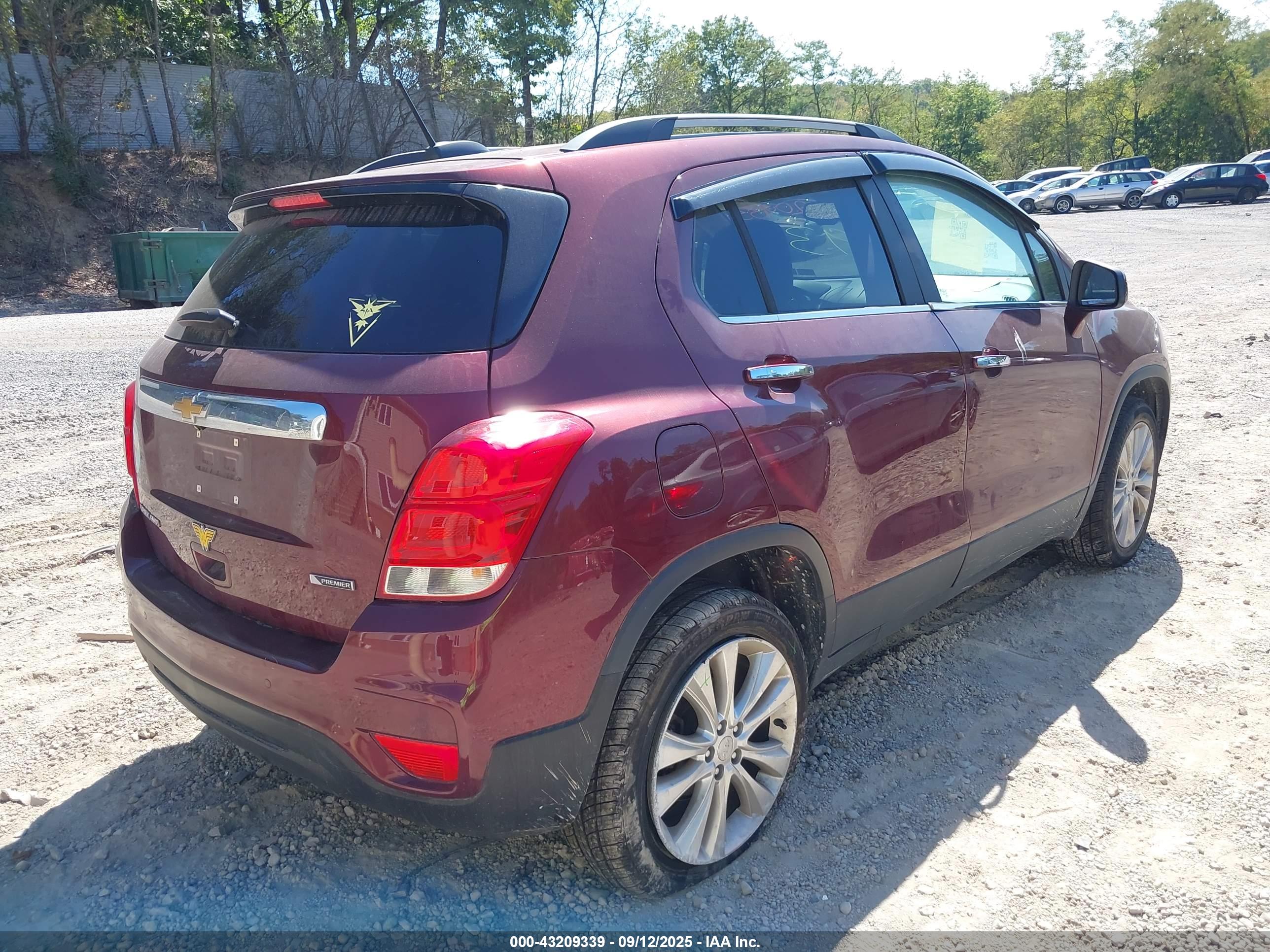 CHEVROLET TRAX image 4