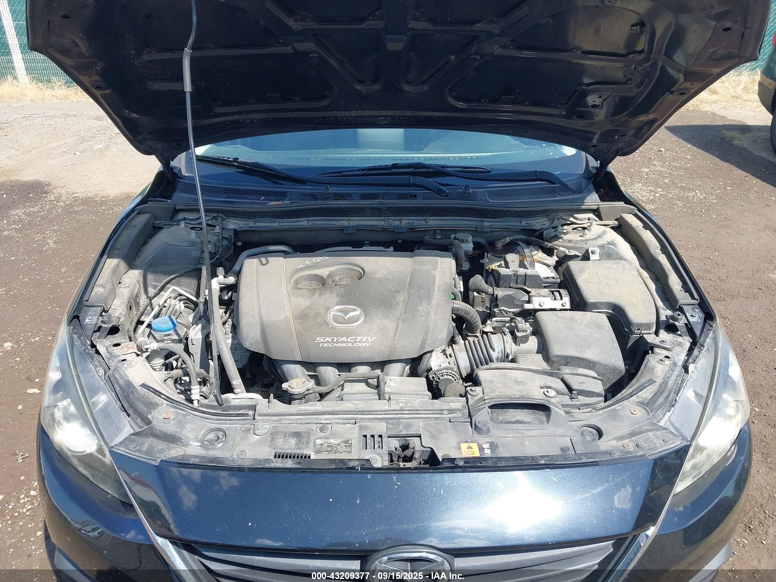 MAZDA MAZDA3 image 10