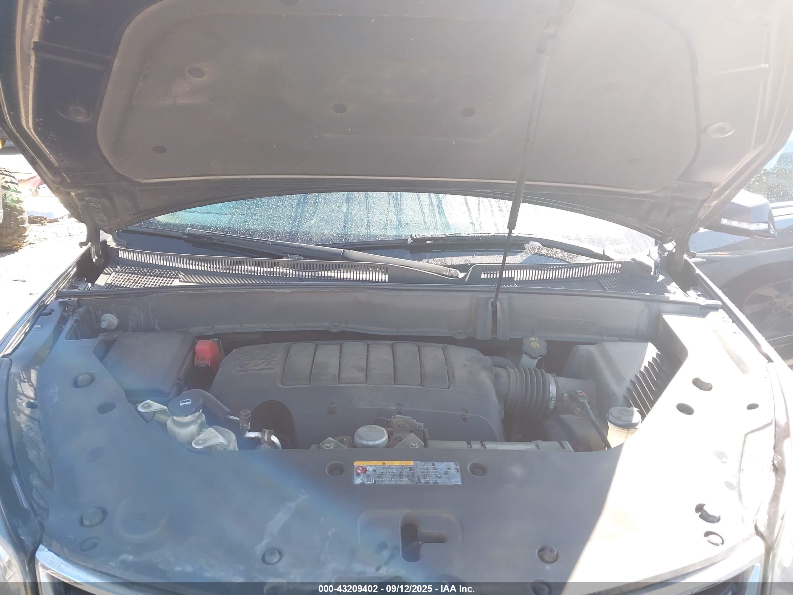 CHEVROLET TRAVERSE image 10