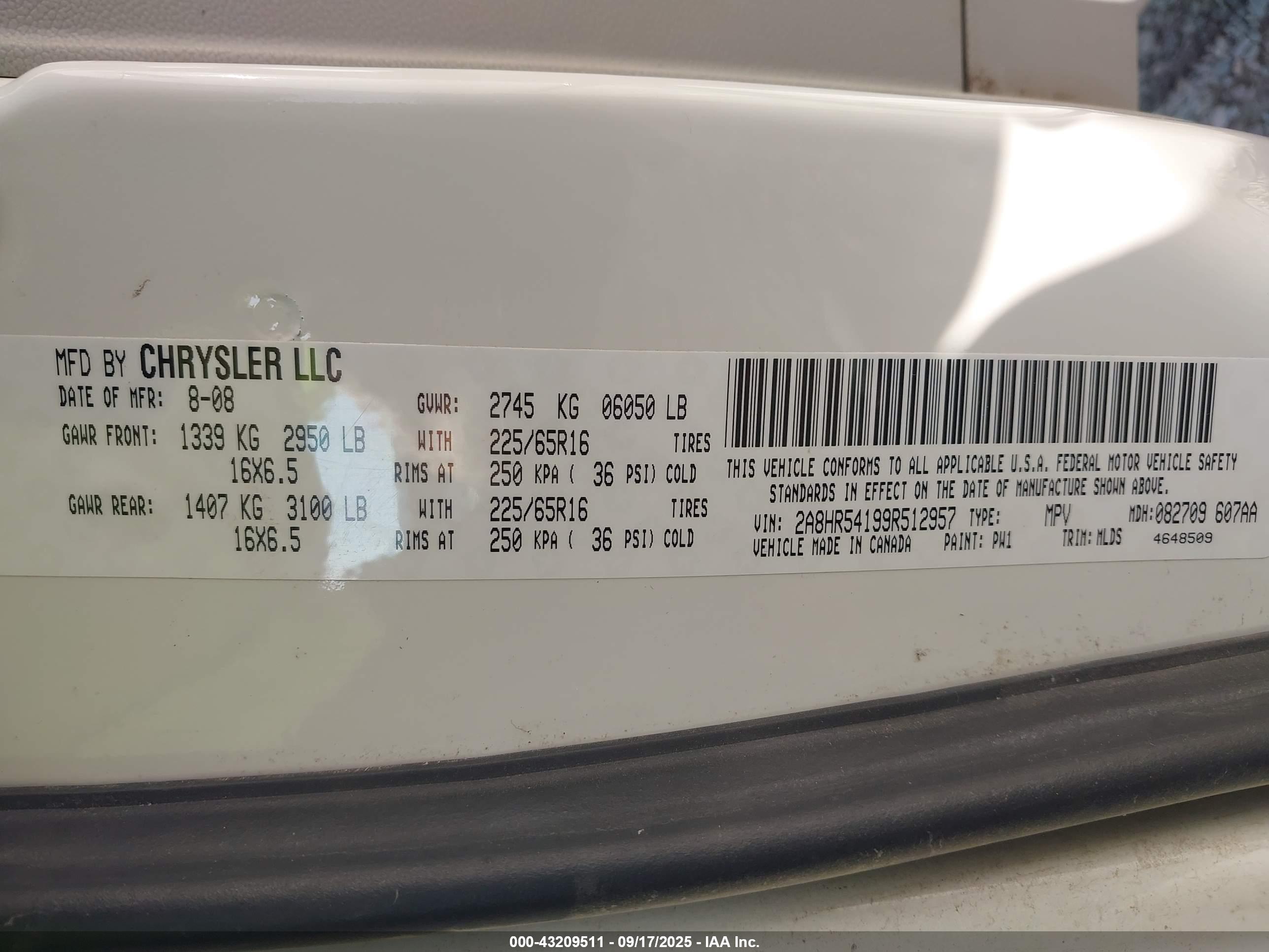 CHRYSLER TOWN image 9