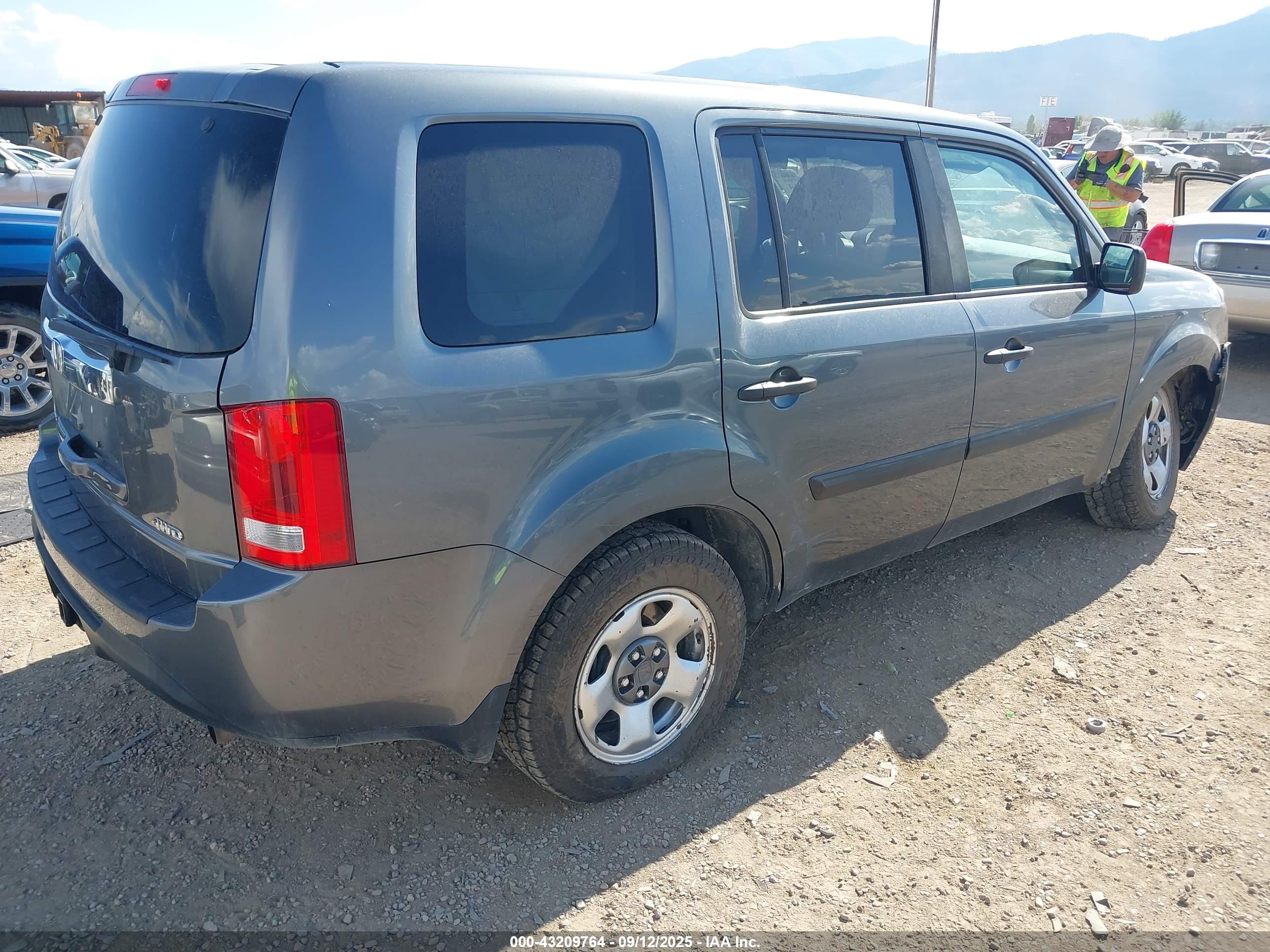 HONDA PILOT image 4
