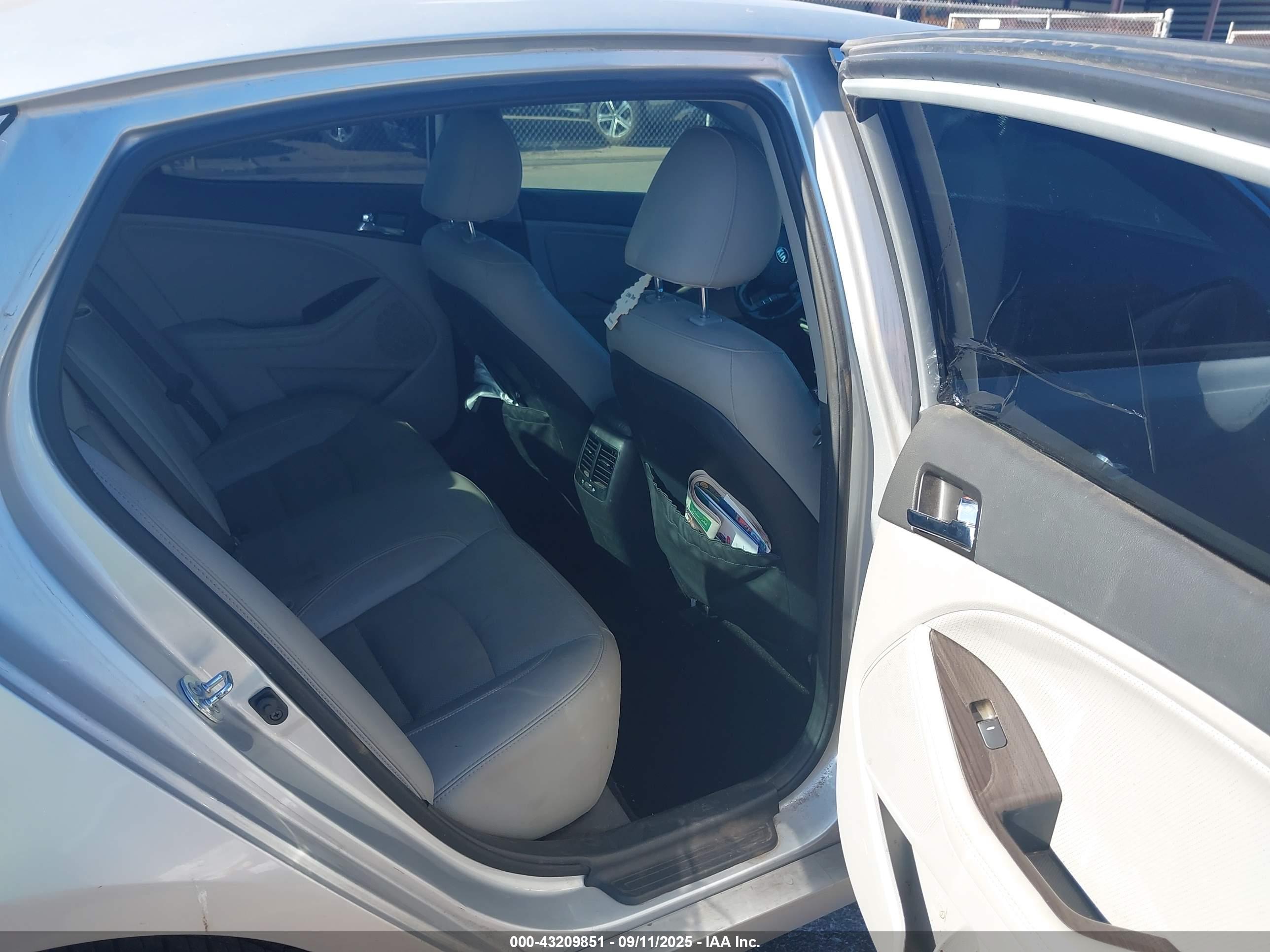 KIA OPTIMA image 8