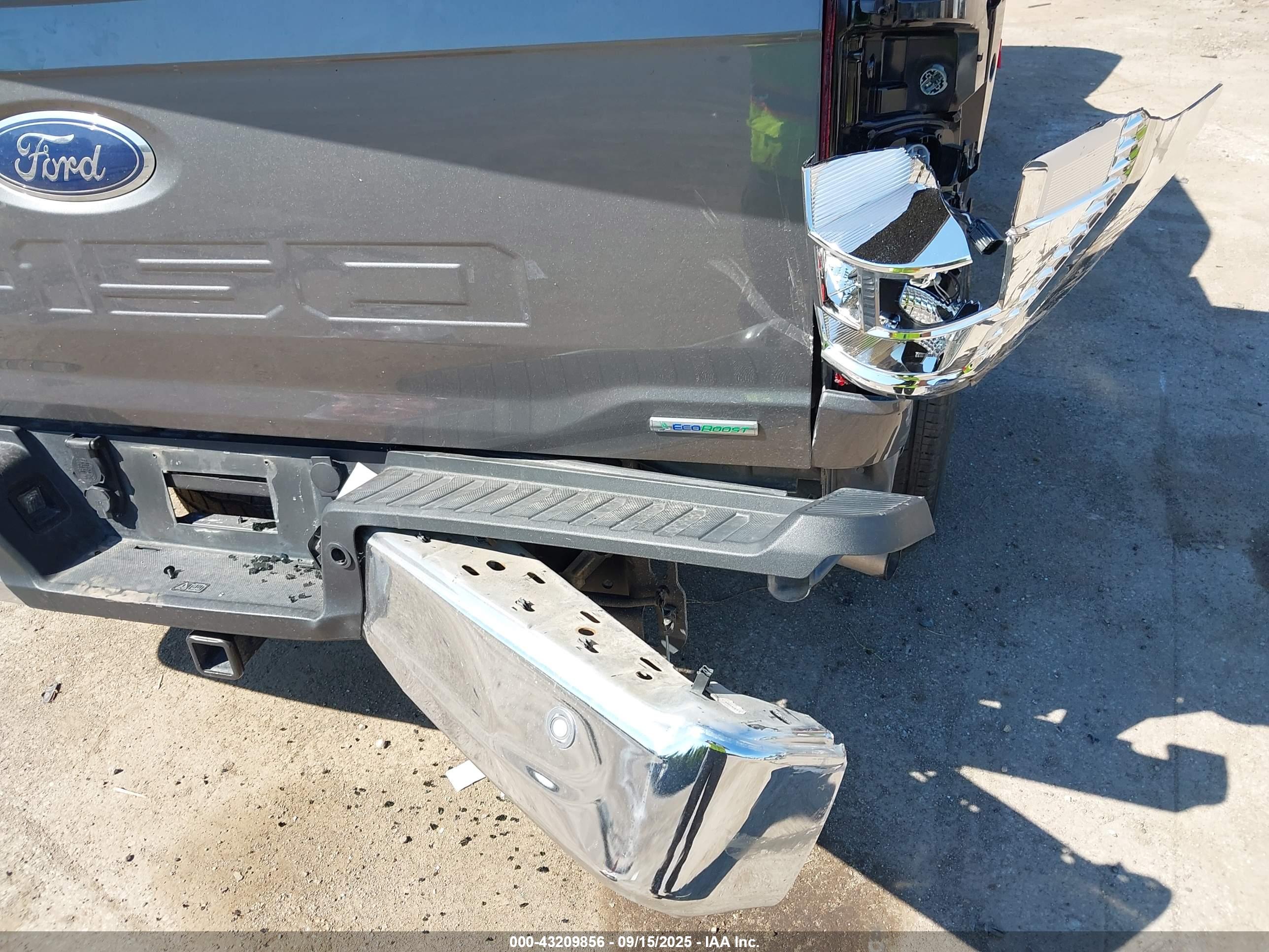 FORD F-150 image 6