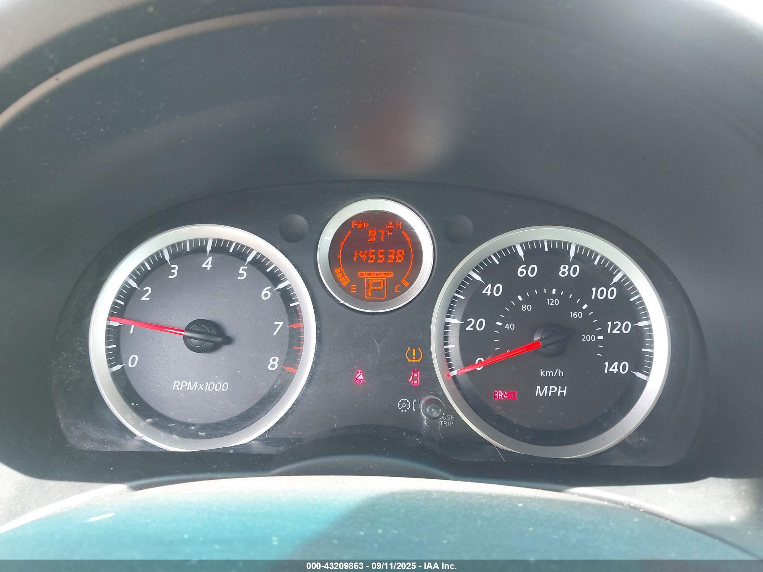 NISSAN SENTRA image 7