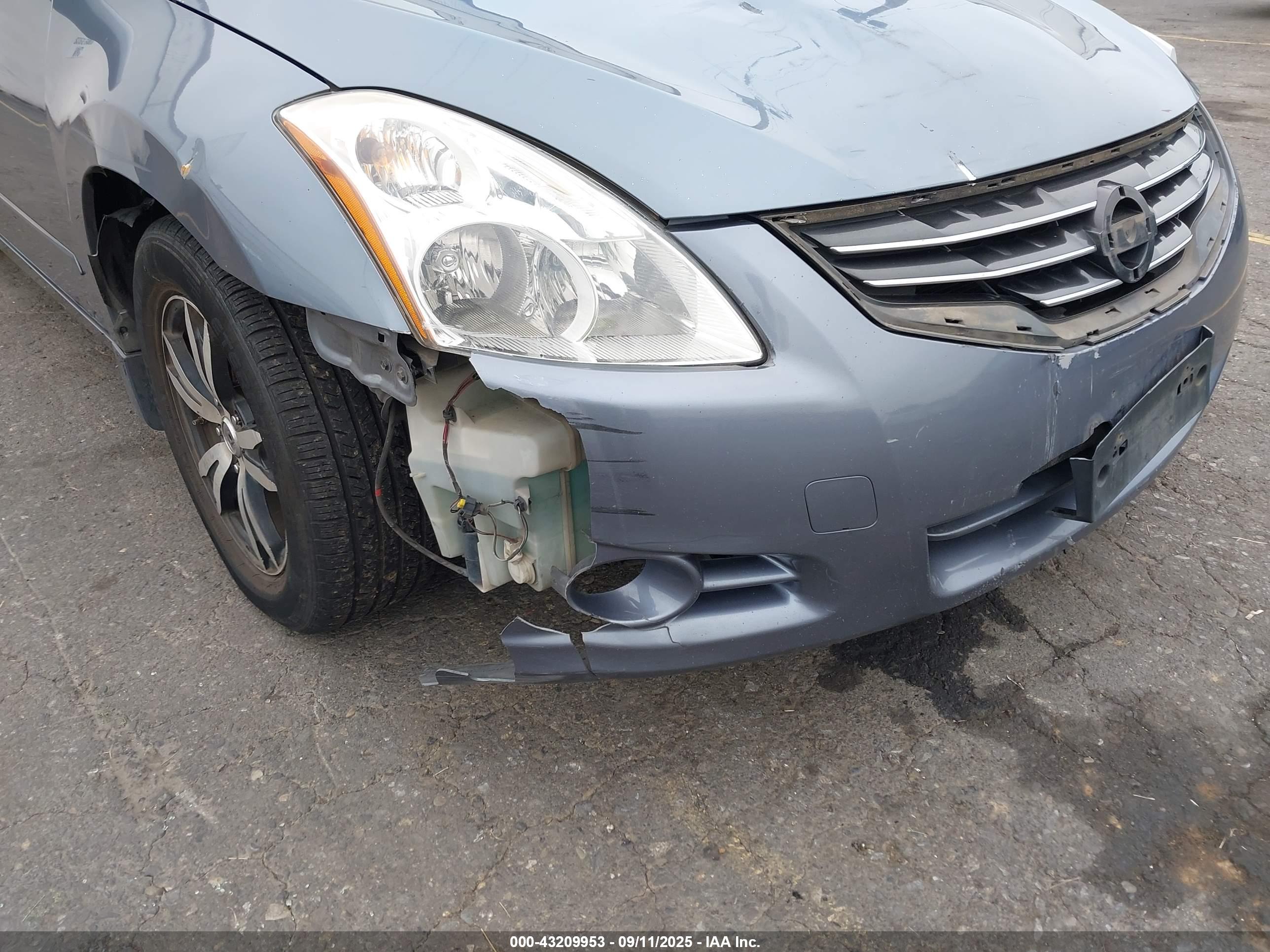 NISSAN ALTIMA image 6