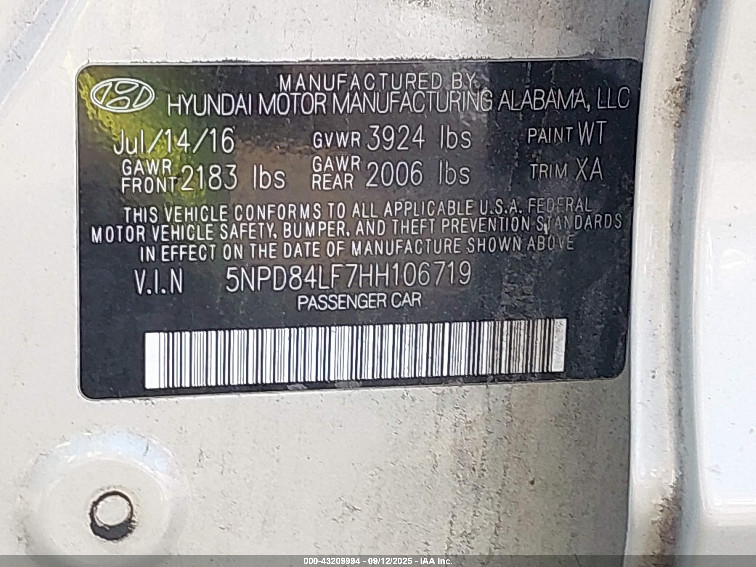 HYUNDAI ELANTRA image 9
