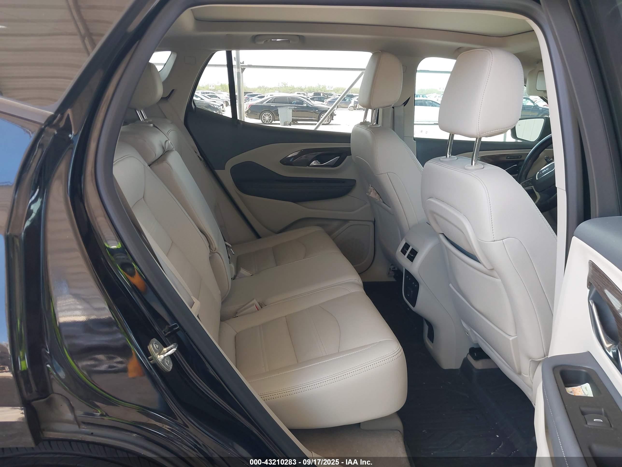 GMC TERRAIN image 8
