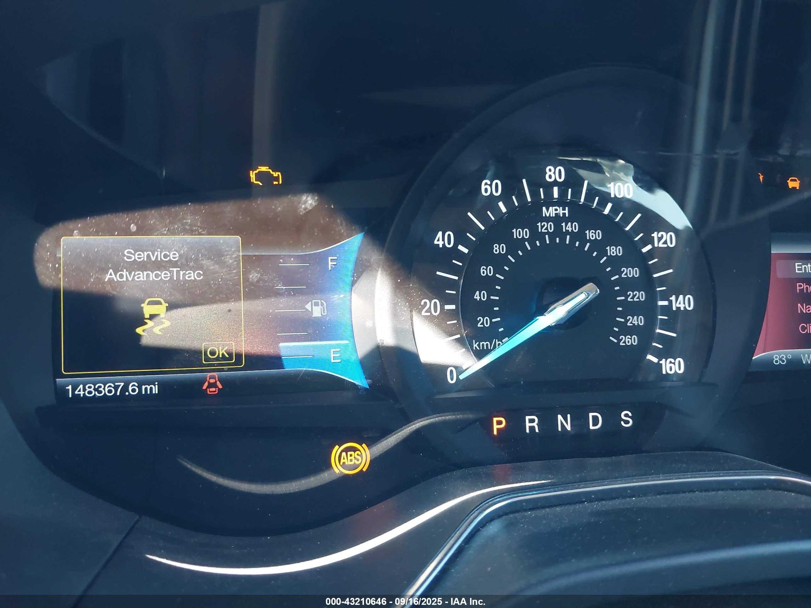FORD FUSION image 7