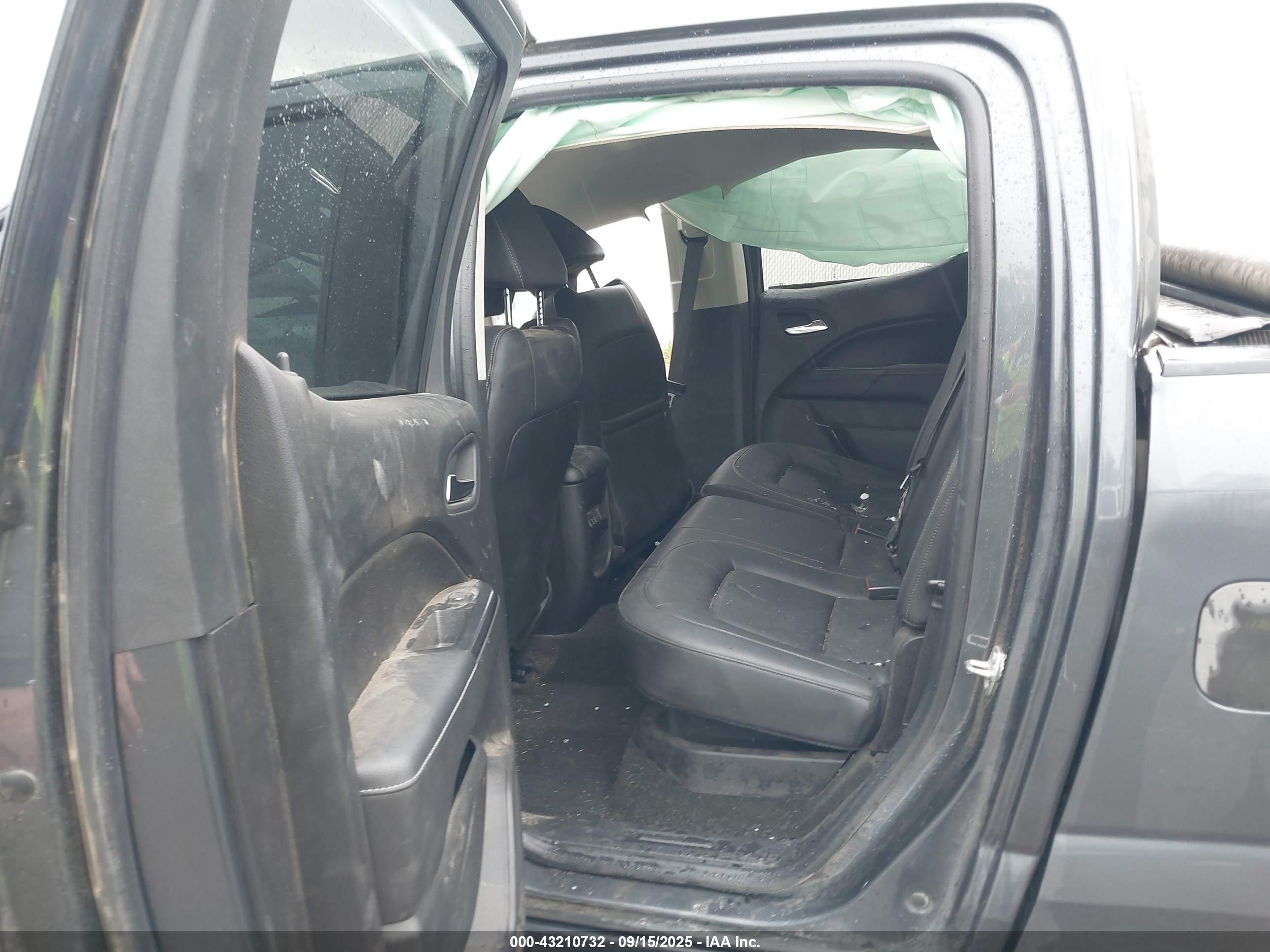 GMC CANYON image 8