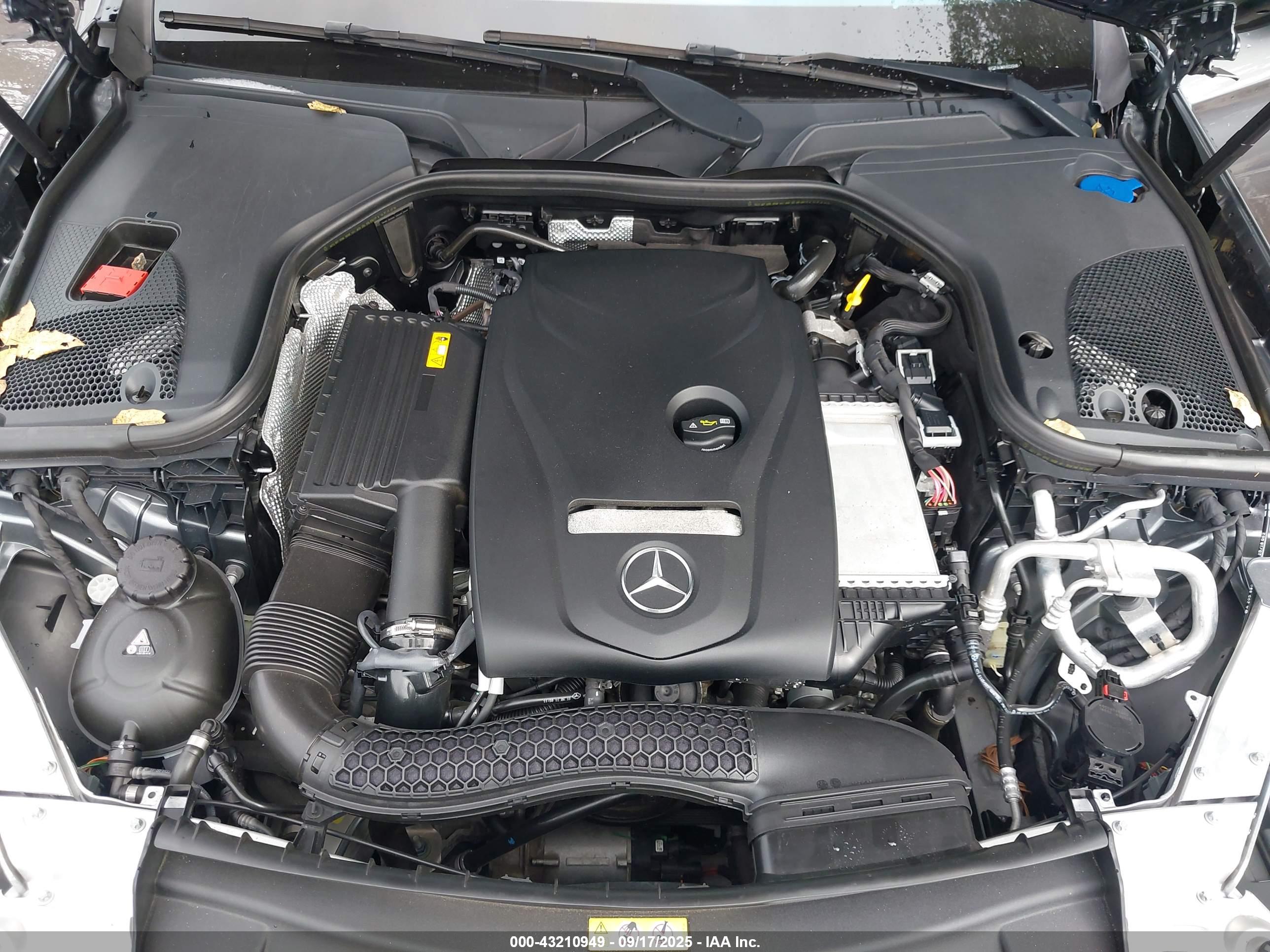 MERCEDES-BENZ E image 10