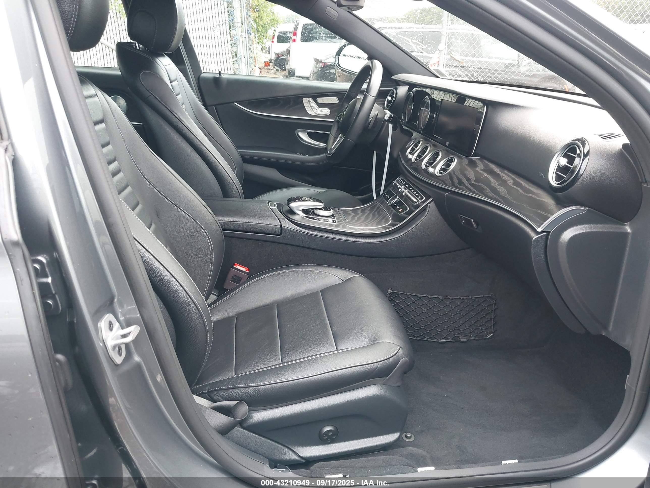 MERCEDES-BENZ E image 5