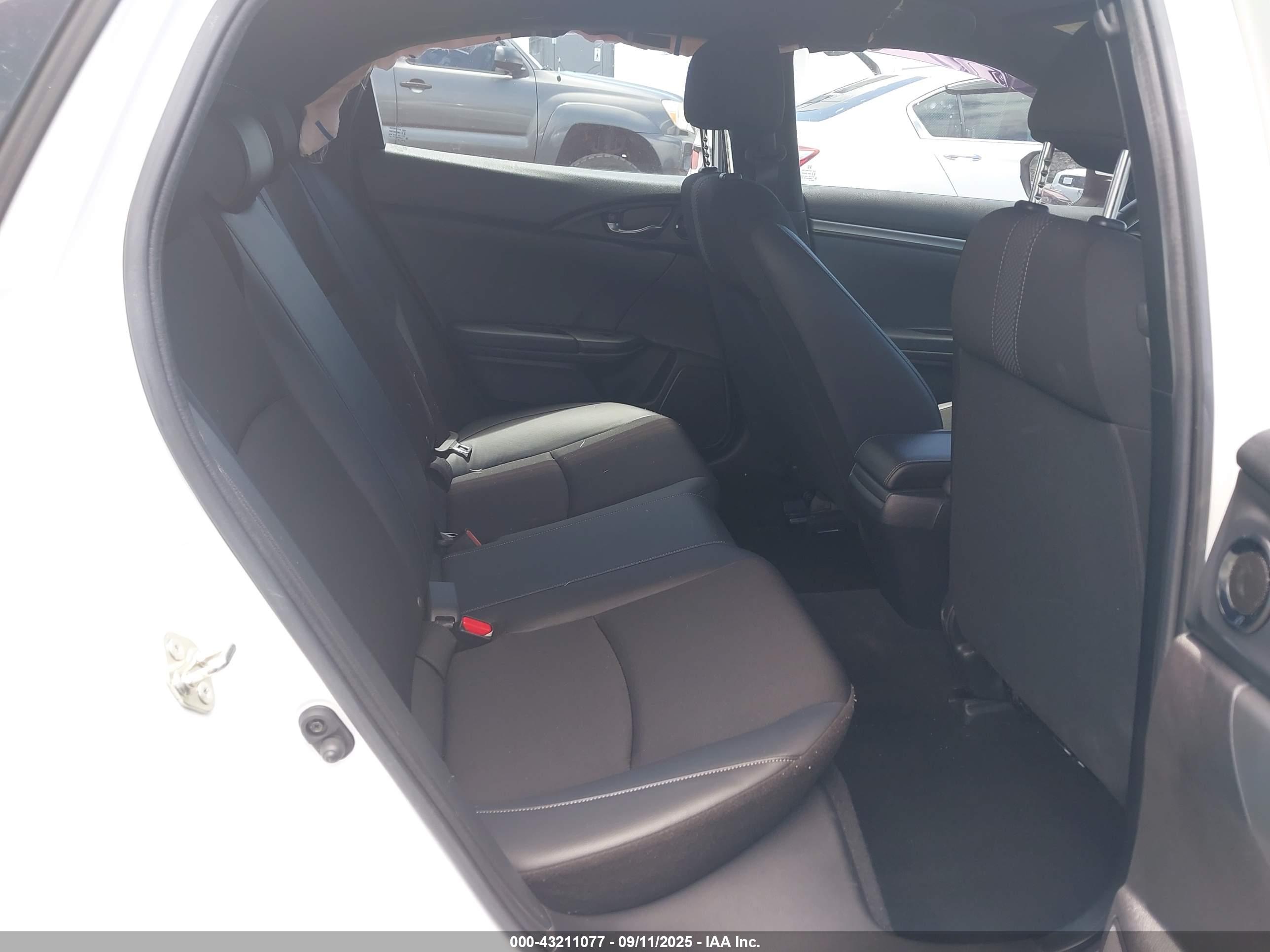 HONDA CIVIC image 8