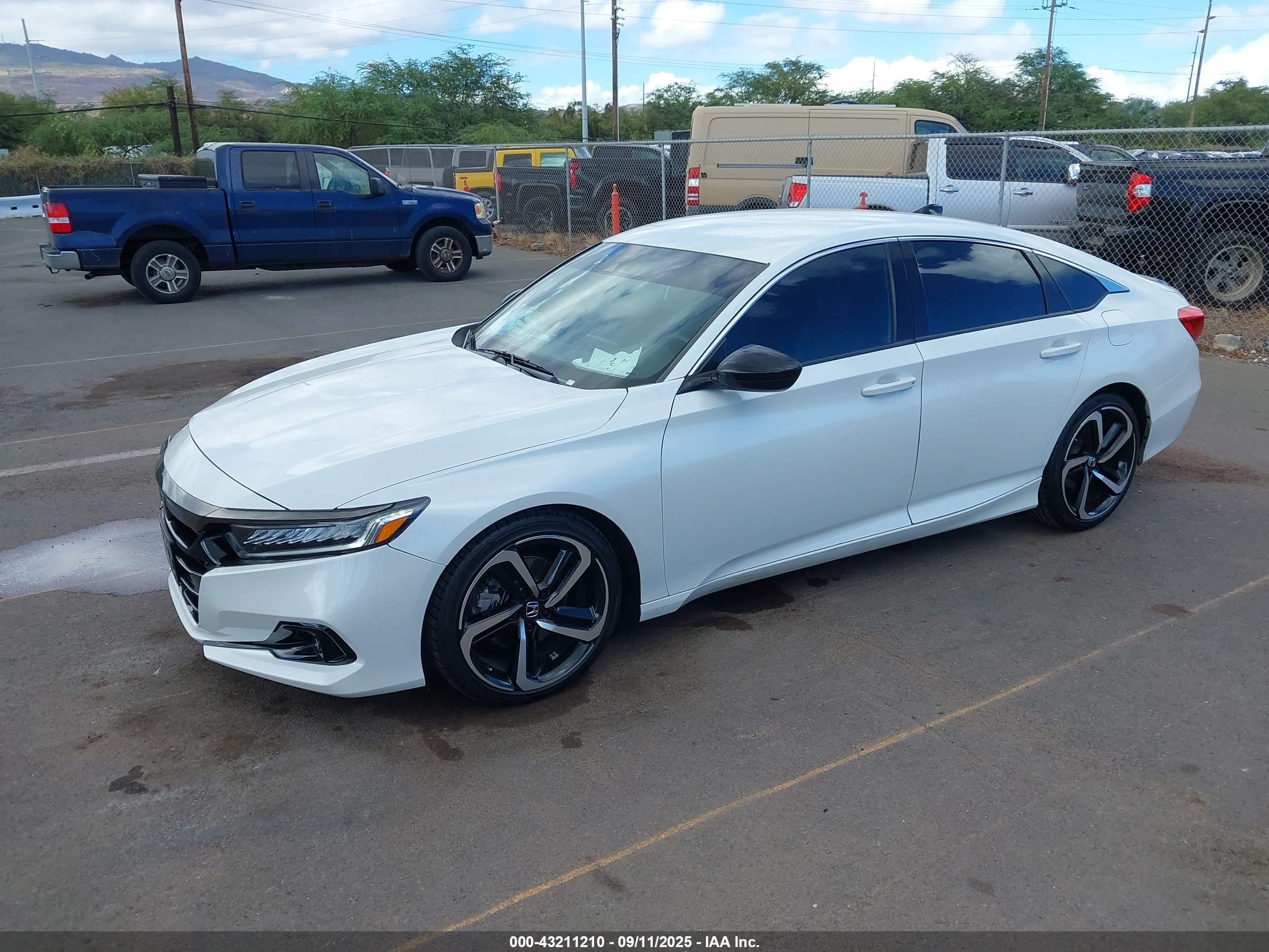 HONDA ACCORD image 2
