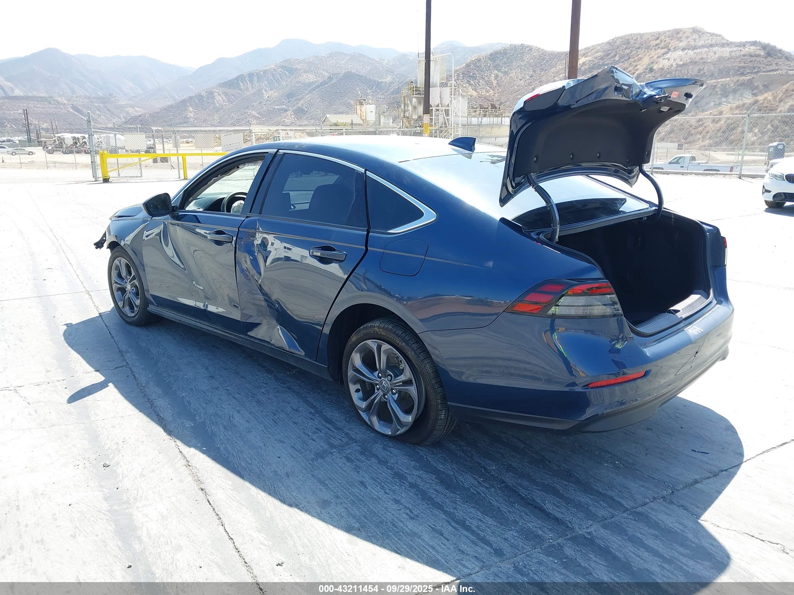 HONDA ACCORD image 3
