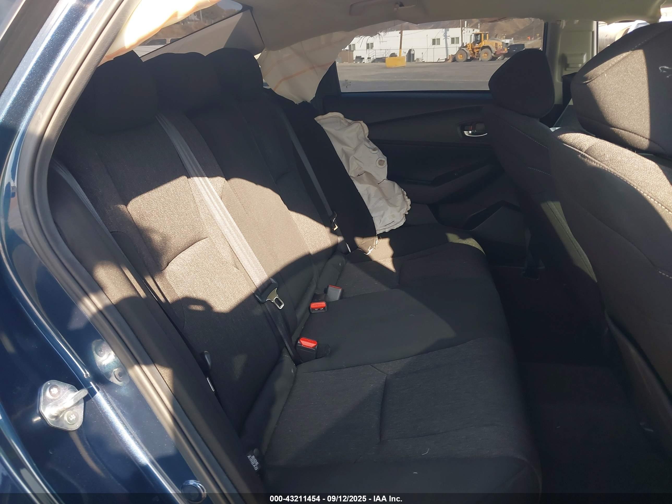HONDA ACCORD image 8
