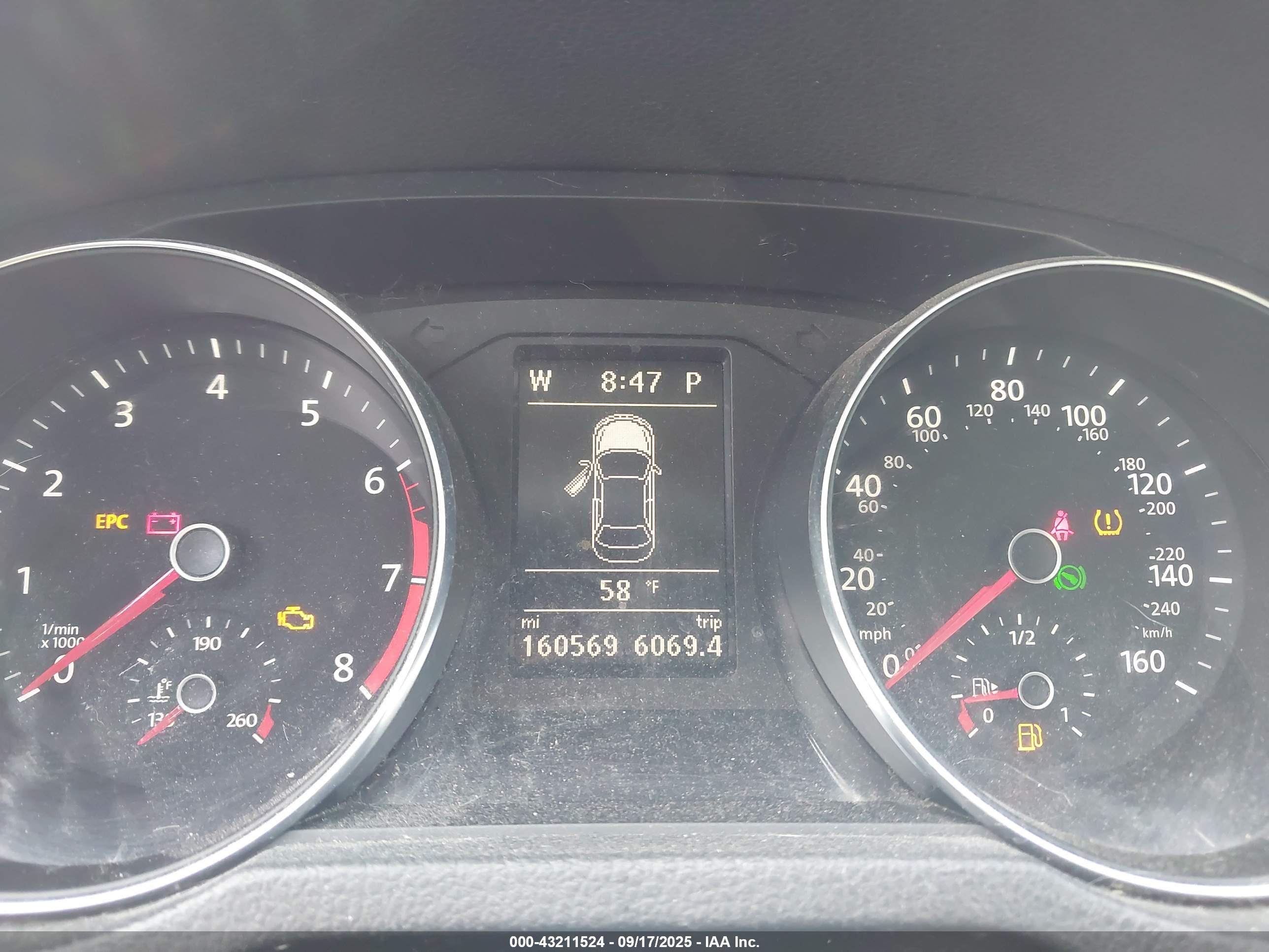 VOLKSWAGEN PASSAT image 7