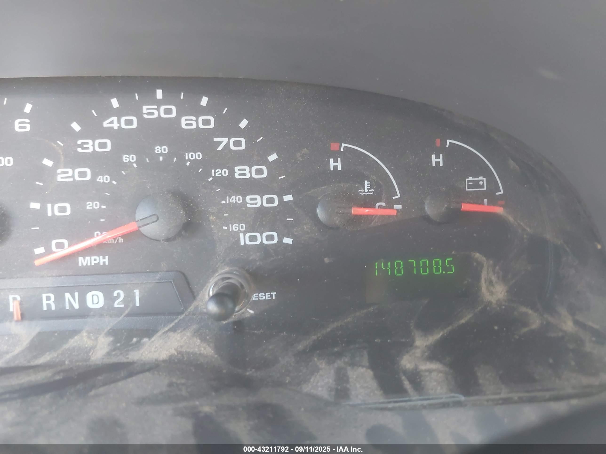 FORD E-350 image 7