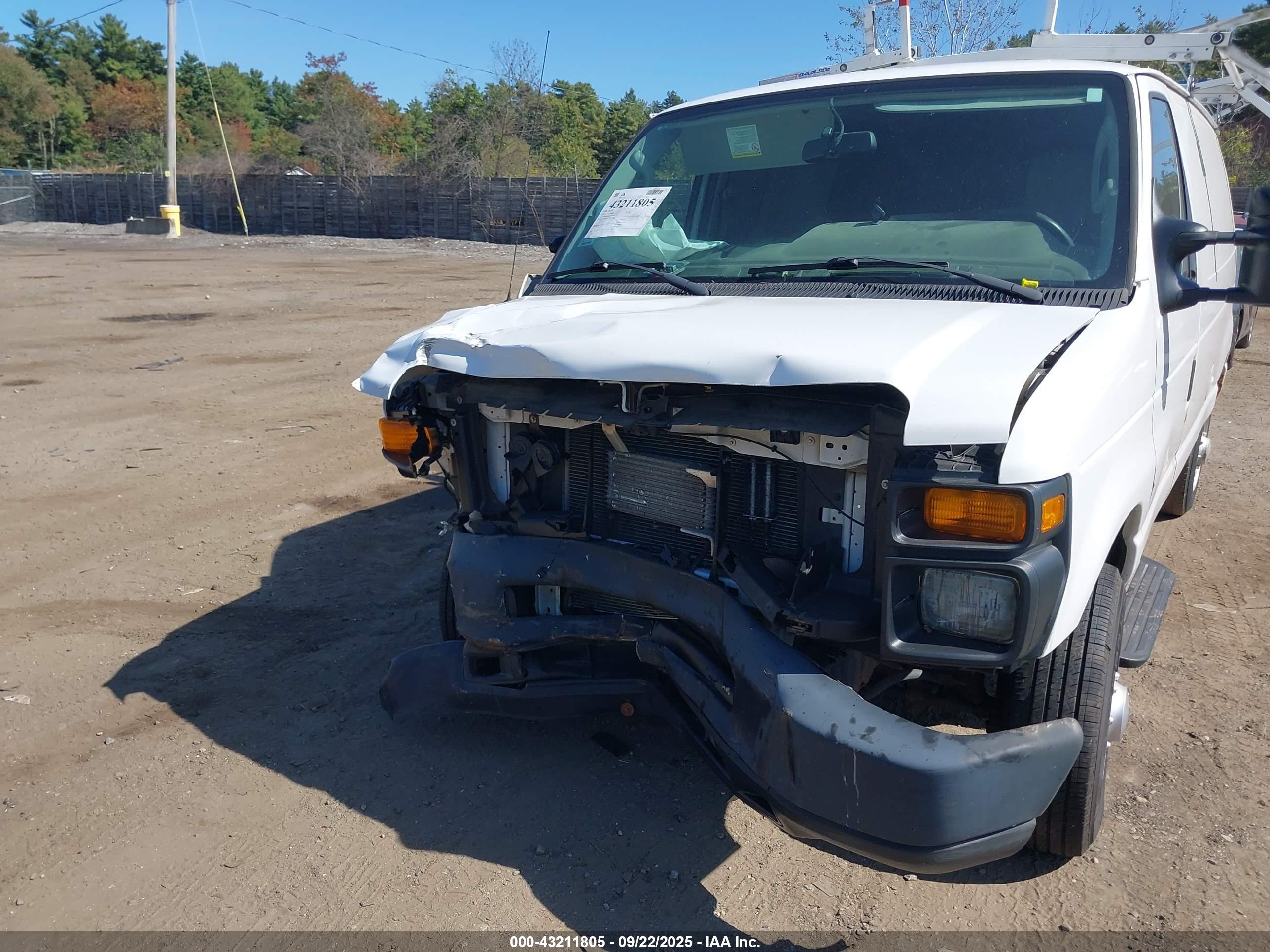 FORD E-150 image 6