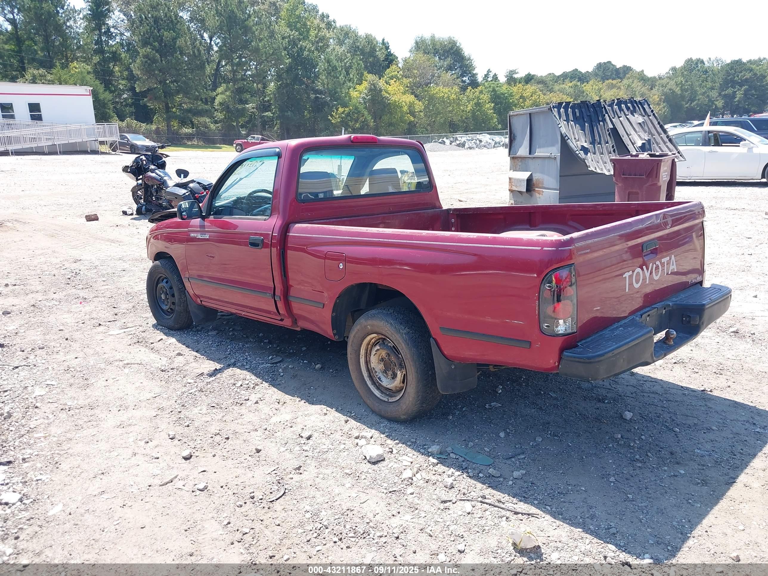 TOYOTA TACOMA image 3