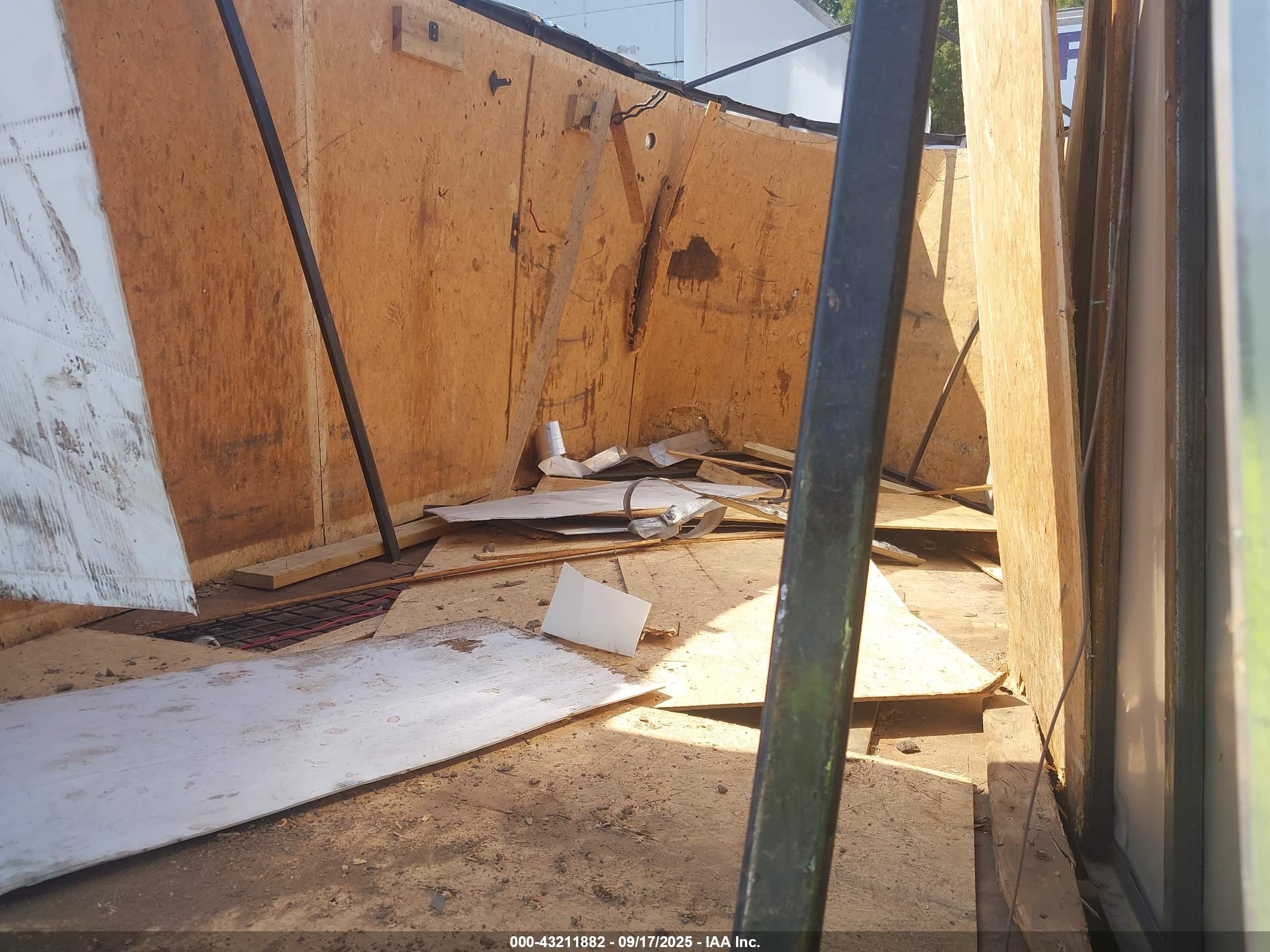 UTILITY TRAILER image 8