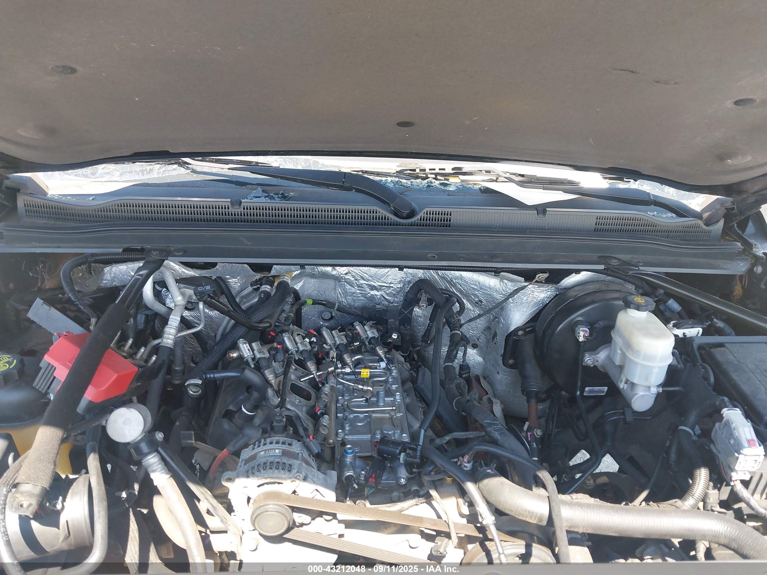 CHEVROLET TAHOE image 10