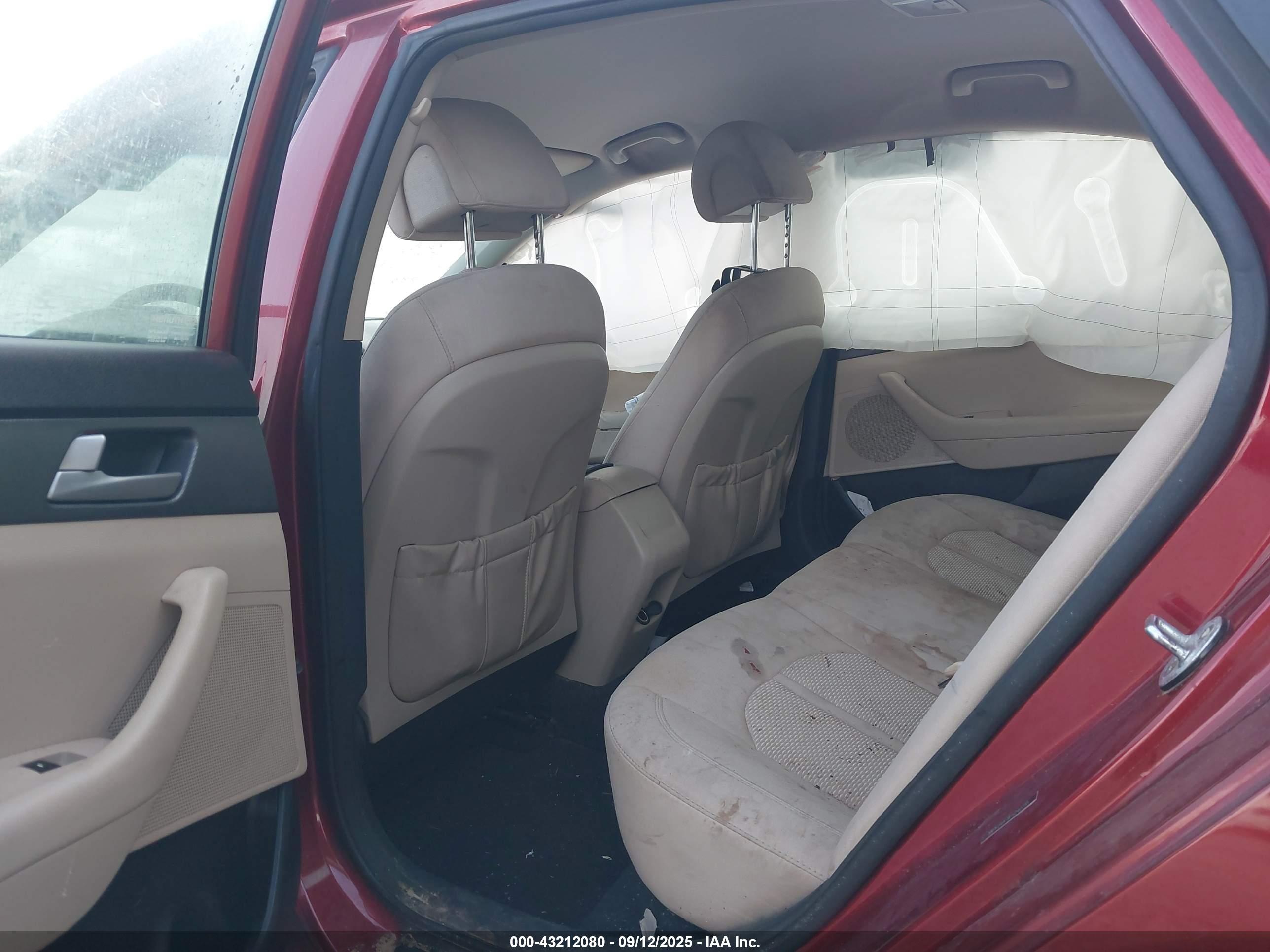 HYUNDAI SONATA image 8