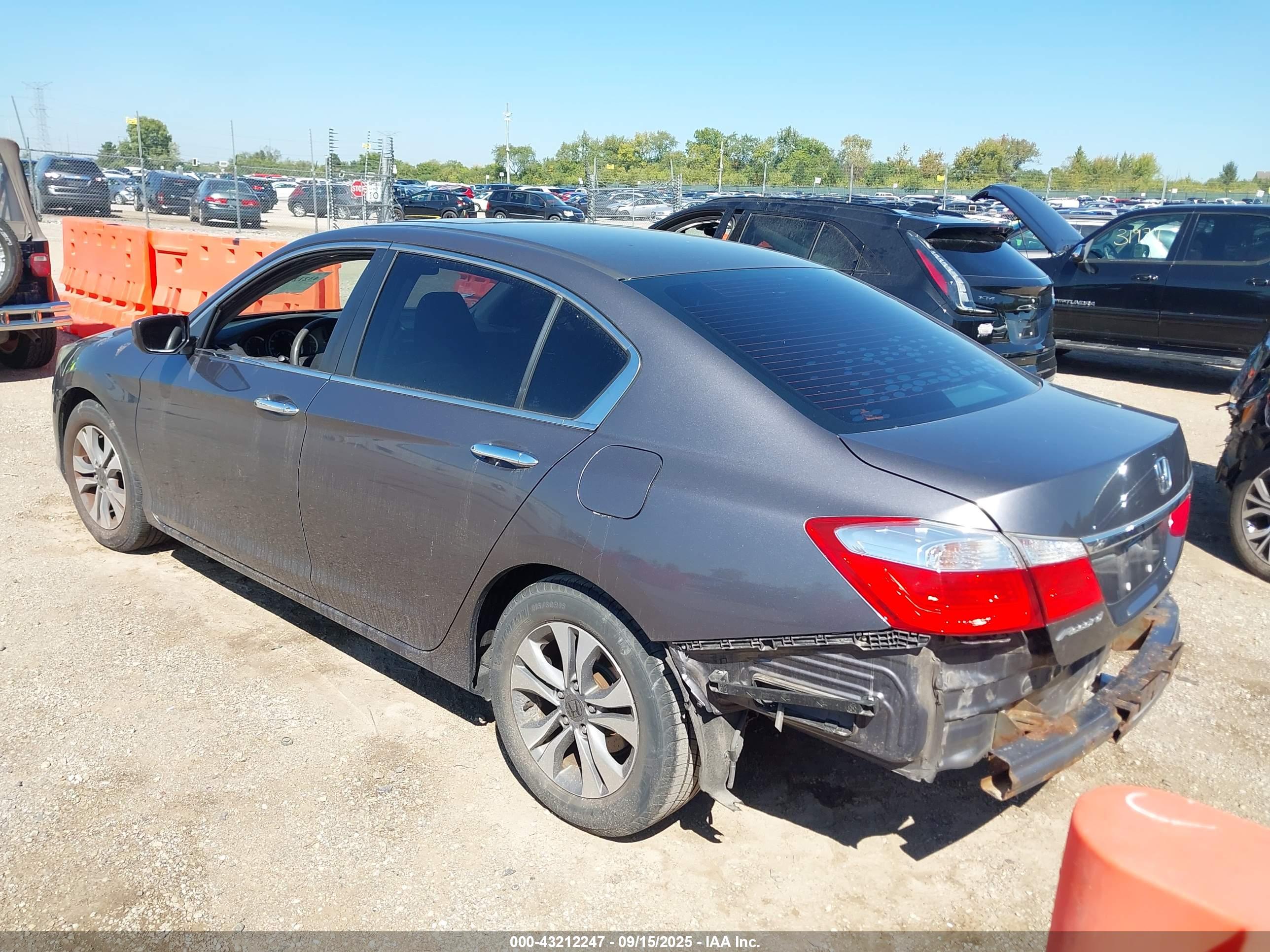 HONDA ACCORD image 3