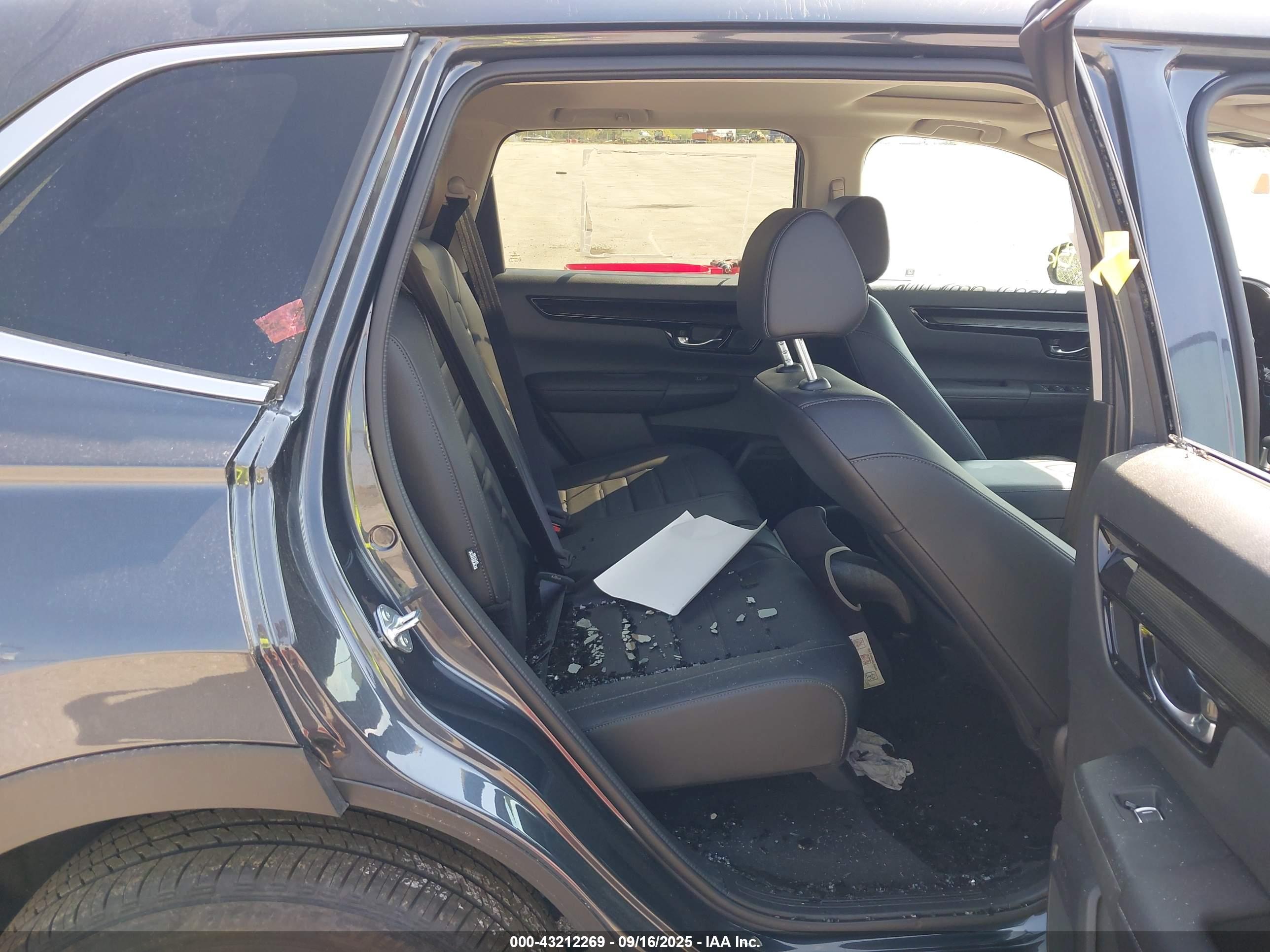 HONDA CR-V image 8