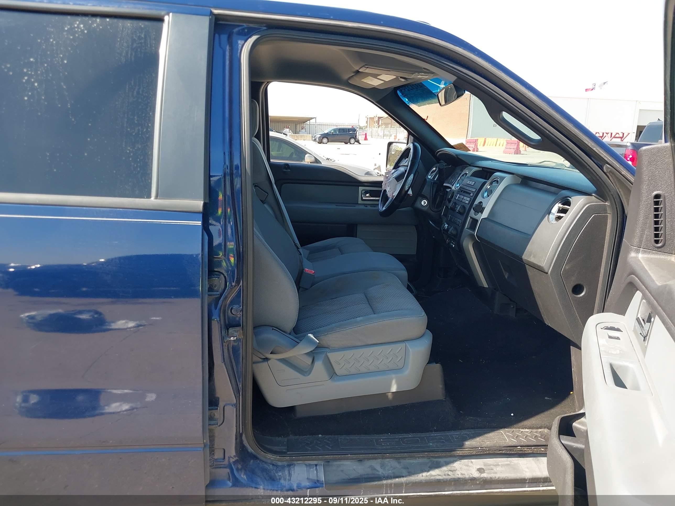 FORD F-150 image 5