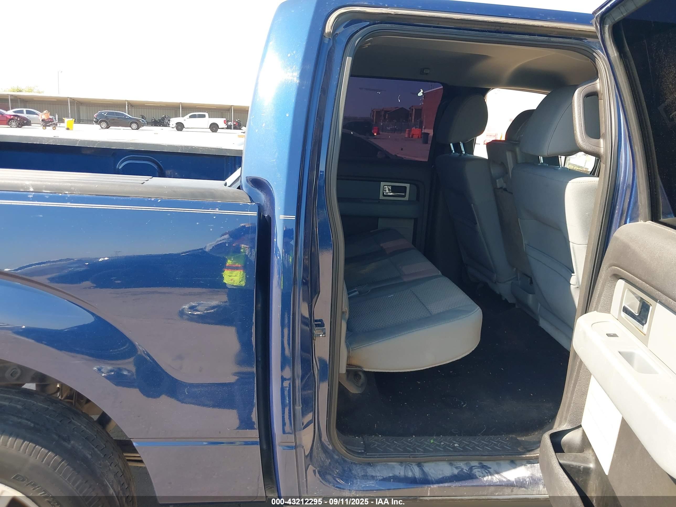 FORD F-150 image 8