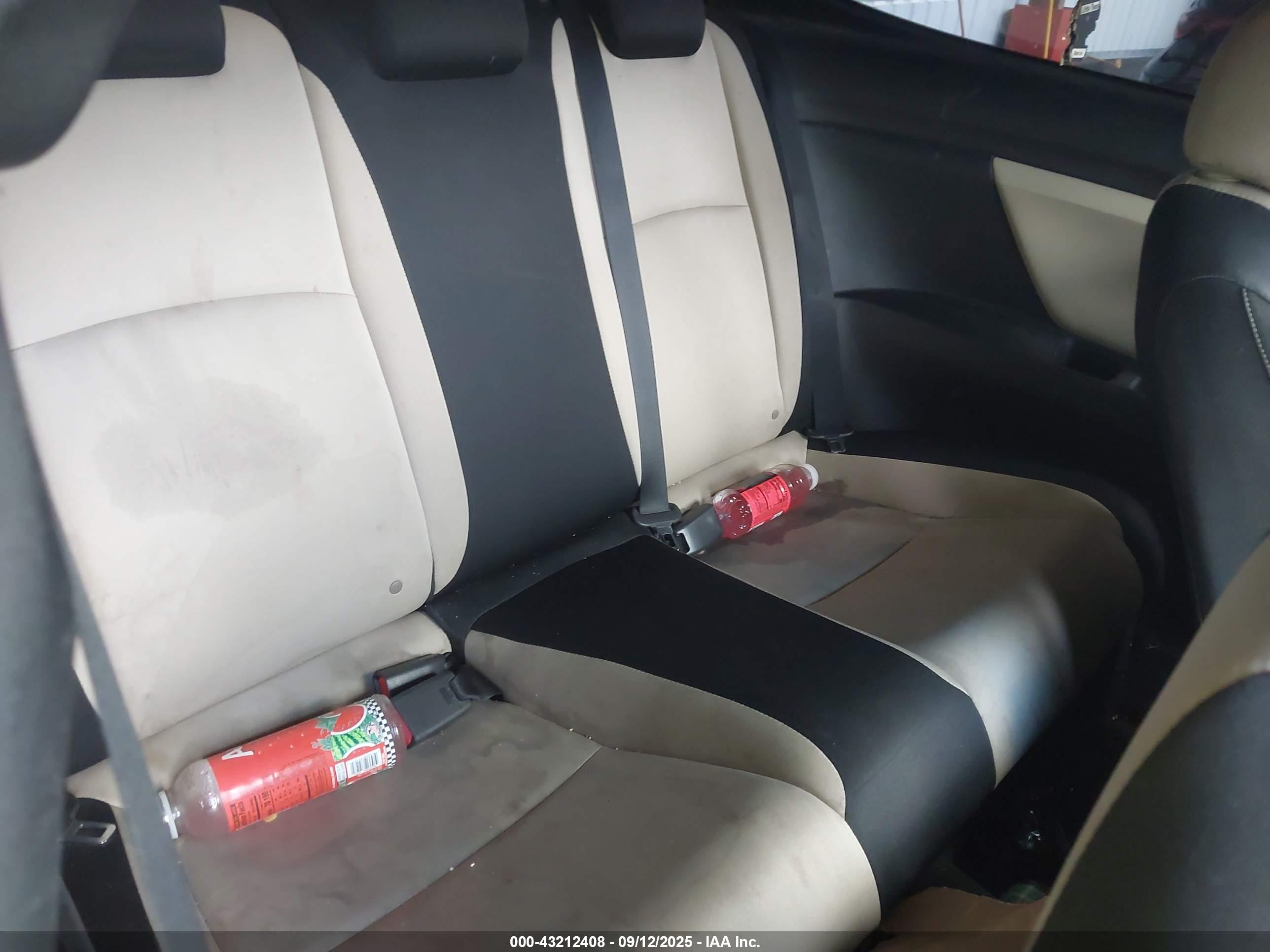 HONDA CIVIC image 8