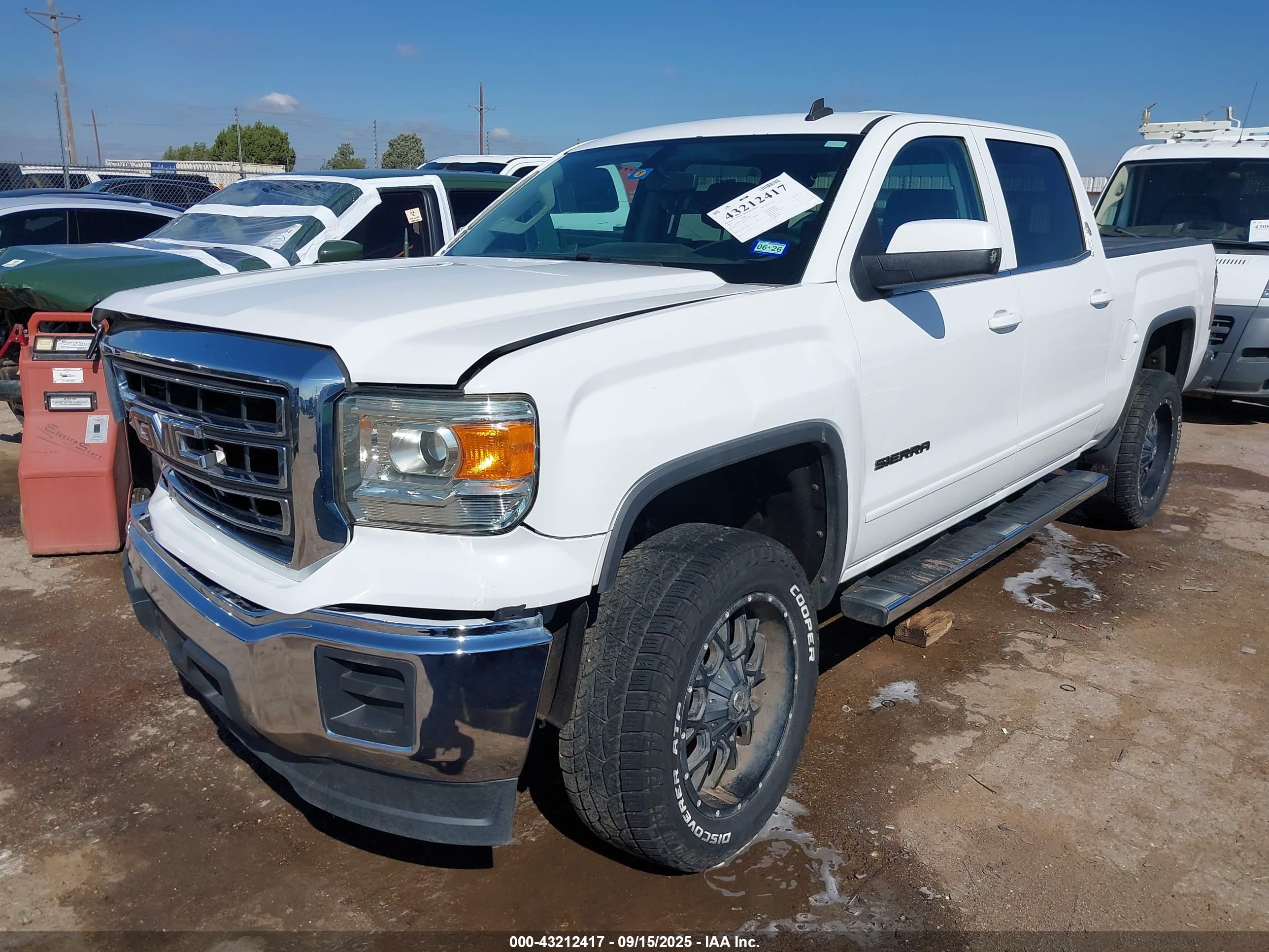 GMC SIERRA image 2