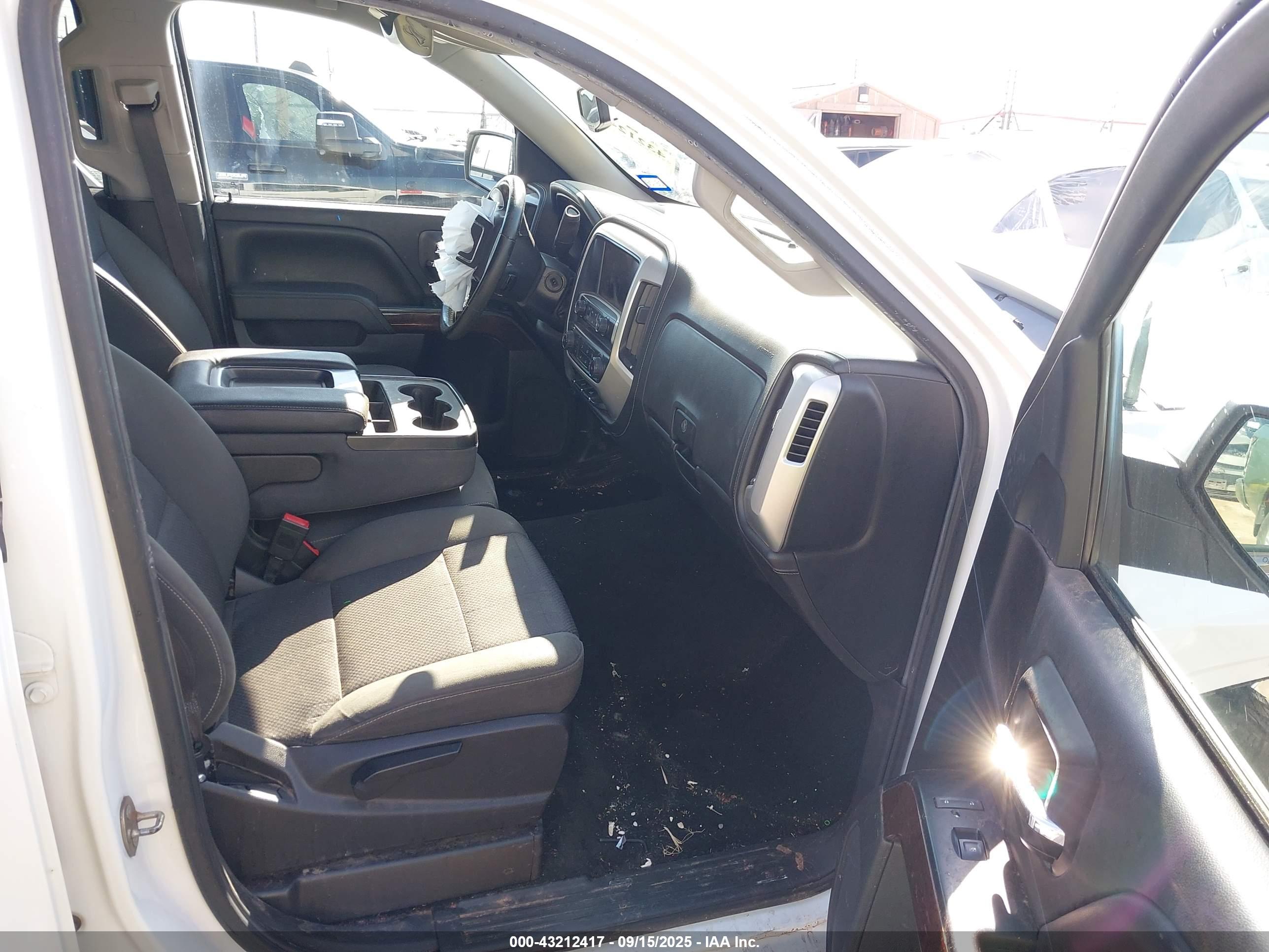GMC SIERRA image 5