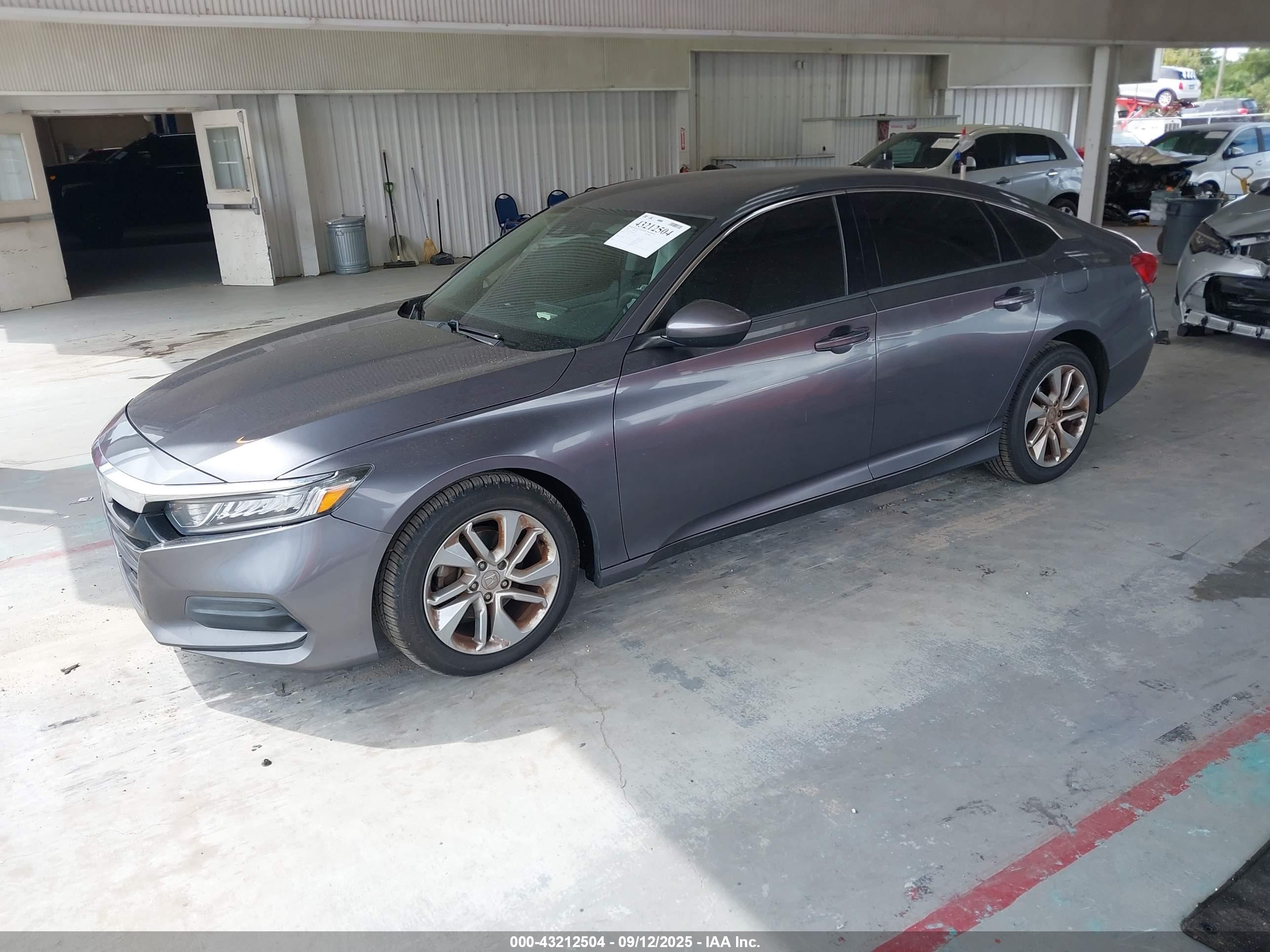 HONDA ACCORD image 2
